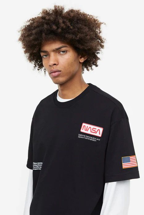 H&M H&M x NASA USA Limited Edition Relaxed fit T-shirt Size US M / EU 48-50 / 2 - 2 Thumbnail
