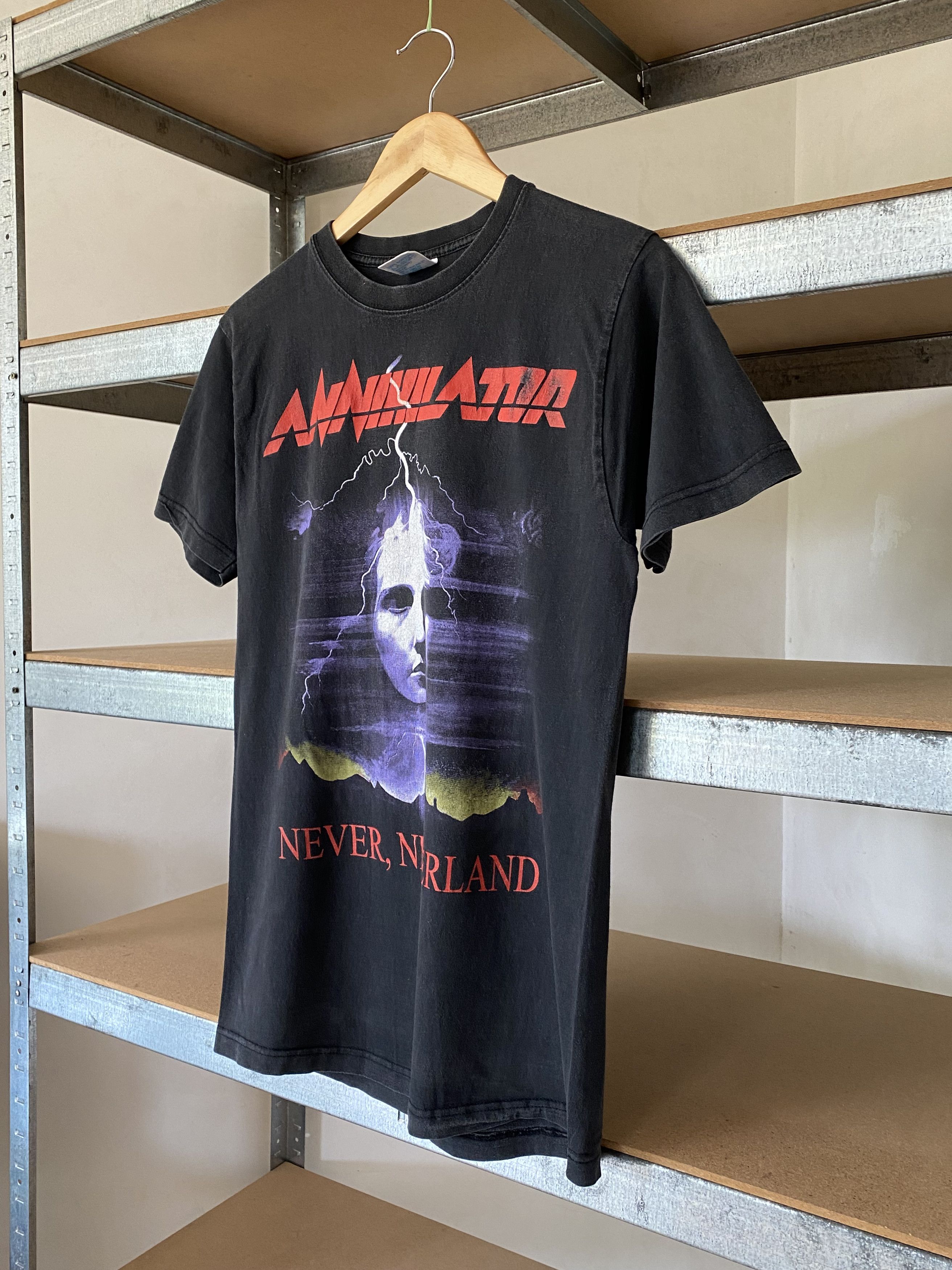Band Tees × Vintage Vintage 90s Annihilator Never Neverland Rock Band T-shirt Size US M / EU 48-50 / 2 - 7 Thumbnail