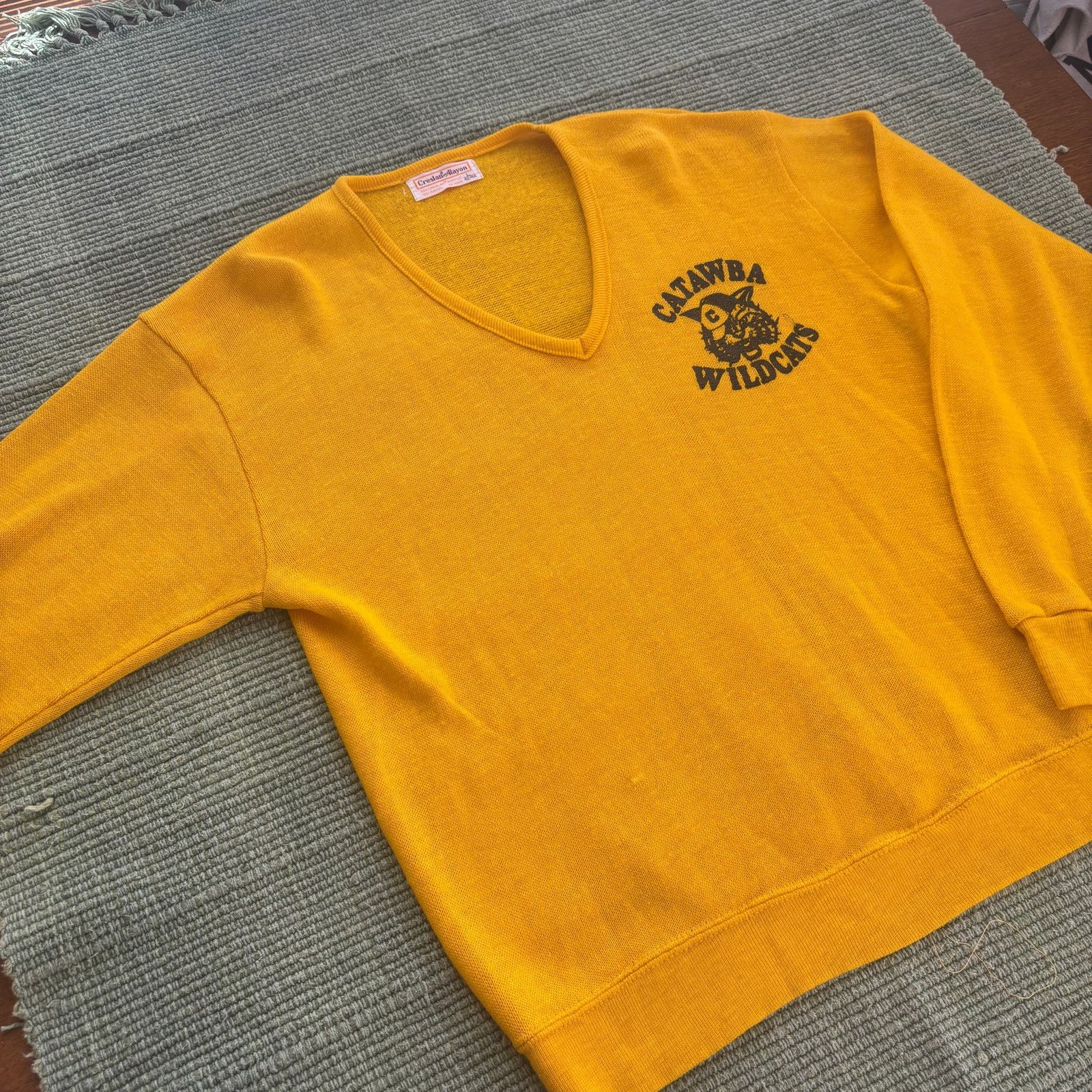 Vintage True Vintage Yellow 60s 70s Knit Catawba Wildcats Sweater L Size US L / EU 52-54 / 3 - 4 Thumbnail