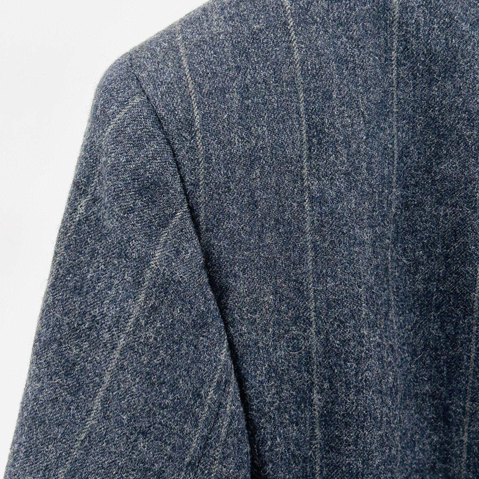Givenchy Vintage 90s Charcoal Gray Wool Pinstripe Classic Suit Blazer Size 40R - 3 Thumbnail