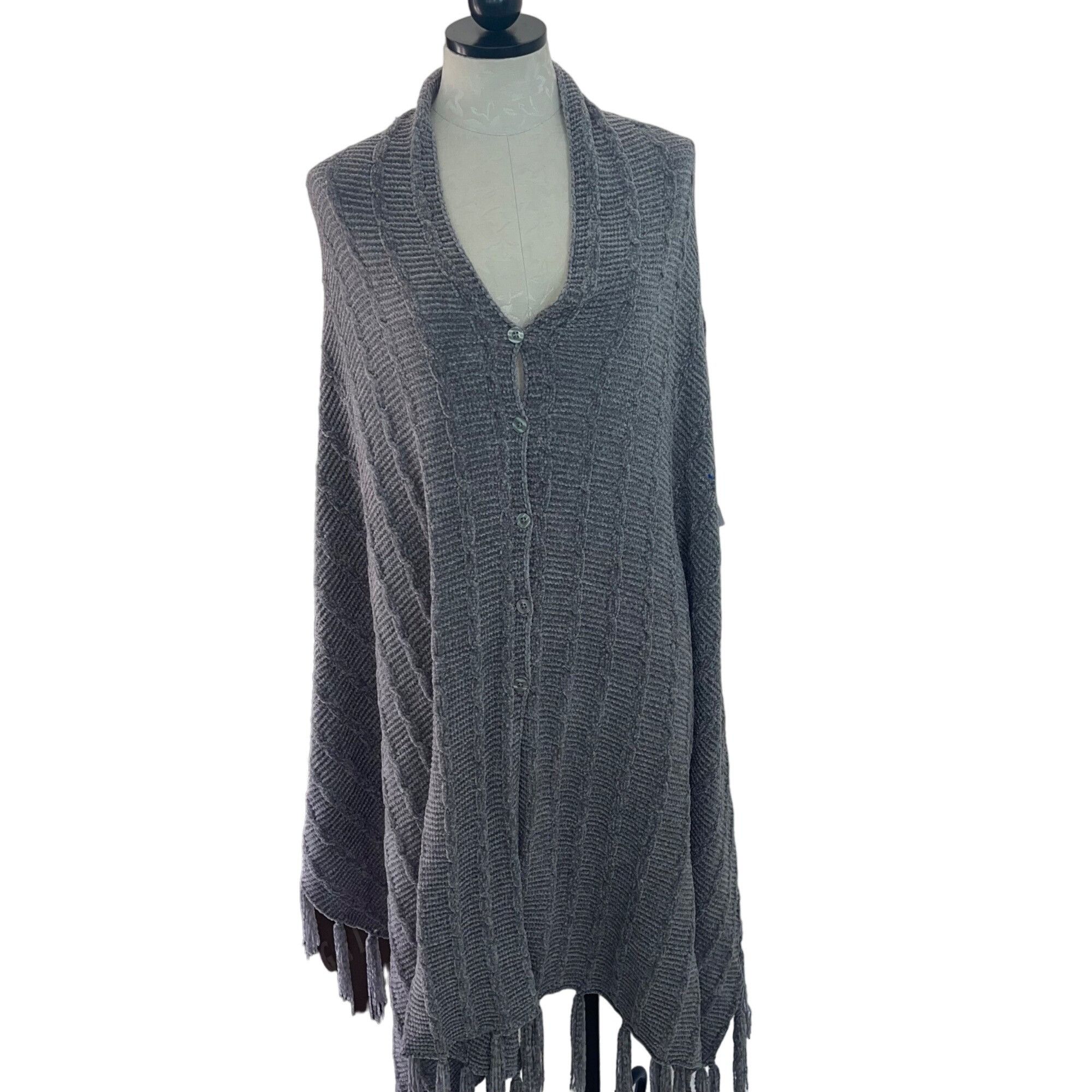 Vintage Womens Poncho One Size Gray Button Front Fringe Size ONE SIZE - 1 Thumbnail