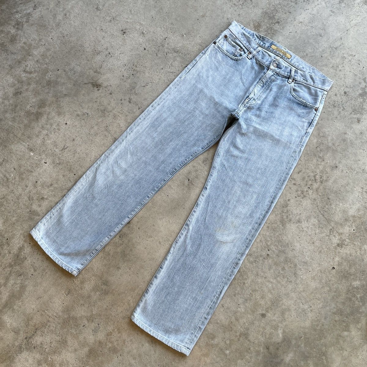 Japanese Brand Vintage Japanese Brand Straight Faded Jeans Denim Pants W33 Size US 33 - 2 Thumbnail
