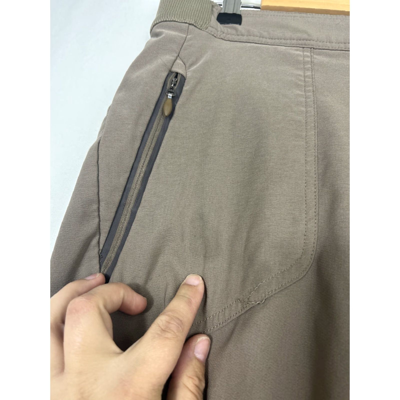 Vintage Columbia Bryce Canyon Pants Womens Medium Beige Omni Shield Jogger Size 32" / US 10 / IT 46 - 7 Thumbnail