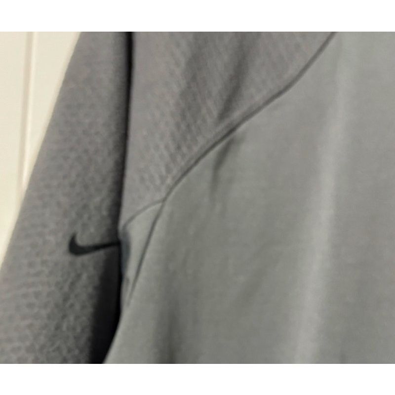 Nike Nike · Sphere Thermal · 1/4 Zip Pullover Fleece Gray Medium Size US M / EU 48-50 / 2 - 7 Thumbnail