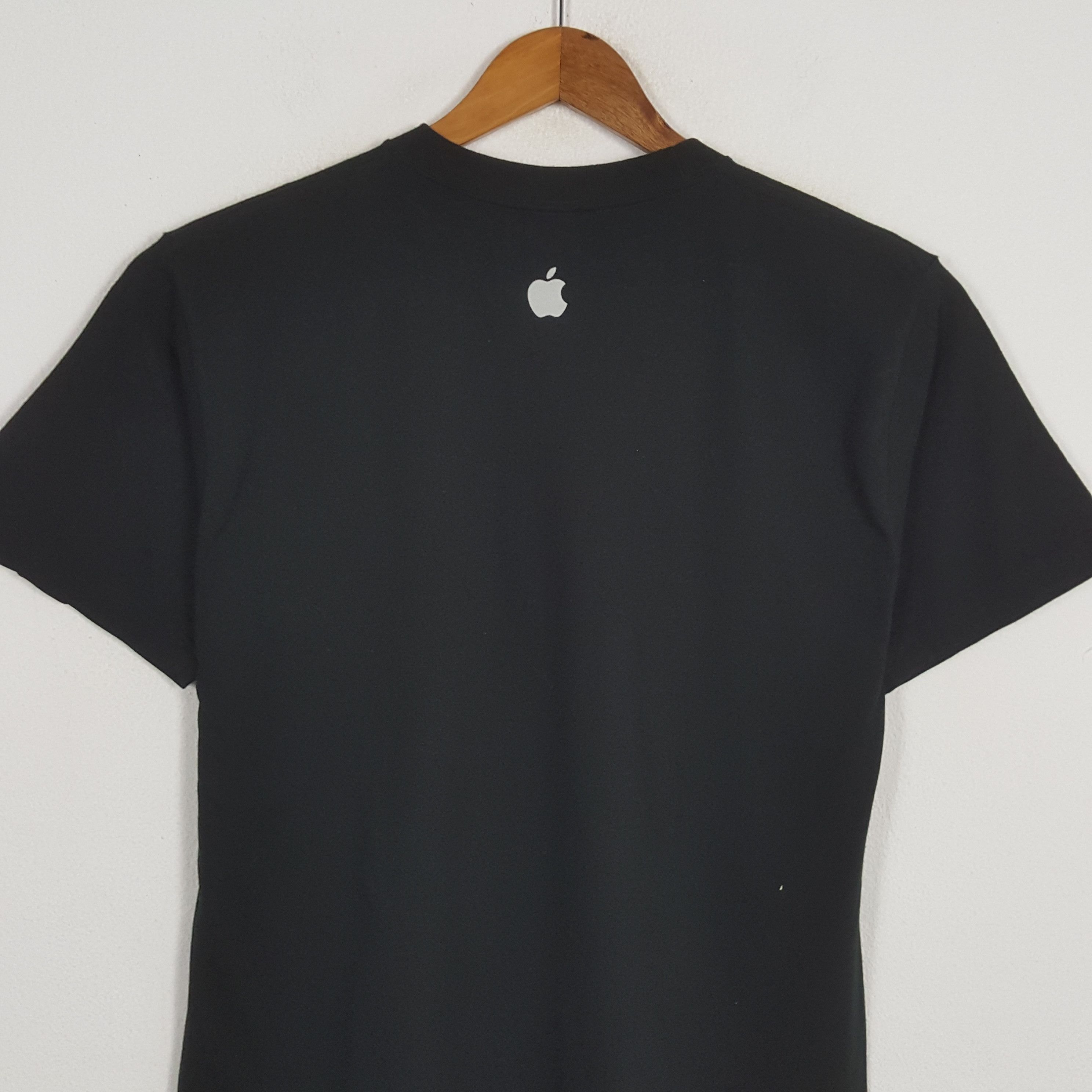 Apple × Black Apple × Vintage Vintage APPLE Technology Company IPOD MINI Promo T-Shirt Size US L / EU 52-54 / 3 - 4 Thumbnail