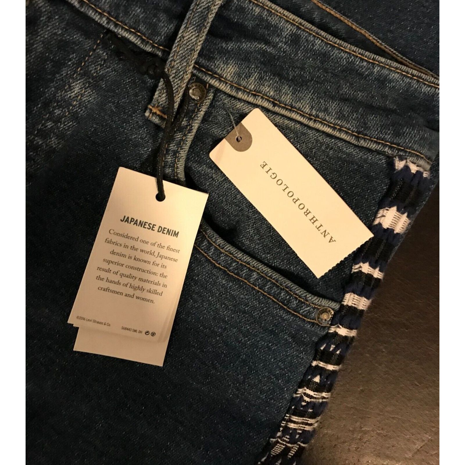 Levi's Anthropologie Levi's 721 High-Rise Skinny Embroidered Jeans Size 28" / US 6 / IT 42 - 4 Thumbnail