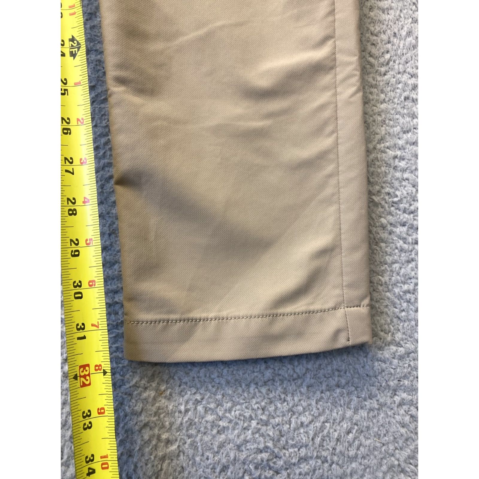 Banana Republic Banana Republic Golf Pants Mens 34X31 Beige Lightweight Comfort Performance Size US 34 / EU 50 - 5 Thumbnail