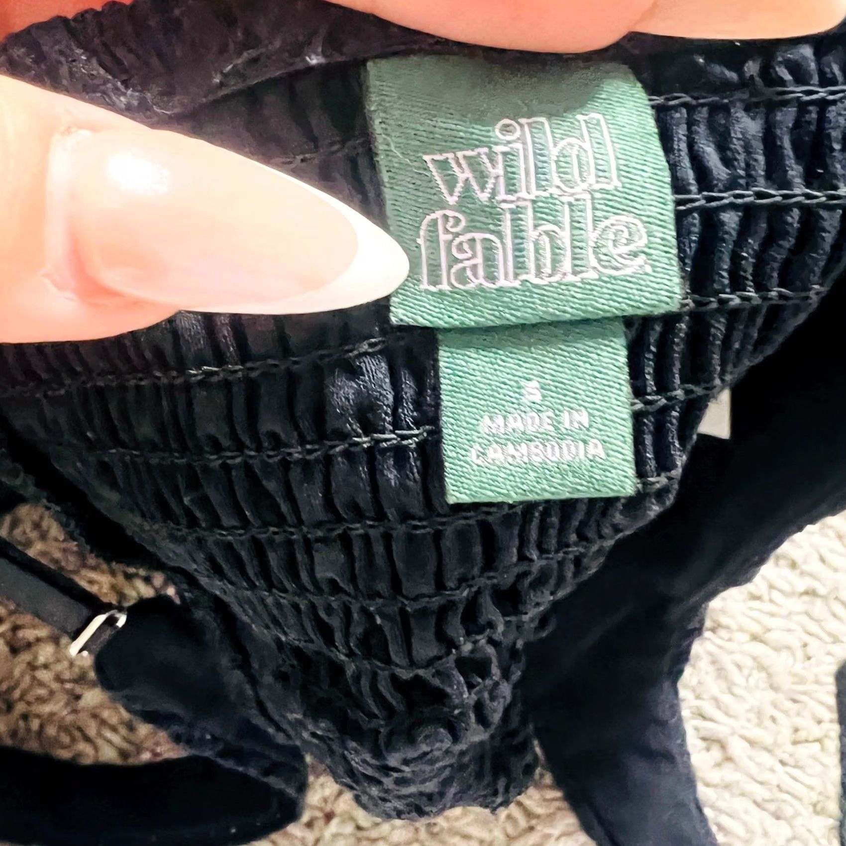 Vintage VINTAGE Wild Fable Basic Black Stylish Tank Top Crop Top S Shirt Womens Size S Black 90s Retro Modern Size S / US 4 / IT 40 - 4 Thumbnail