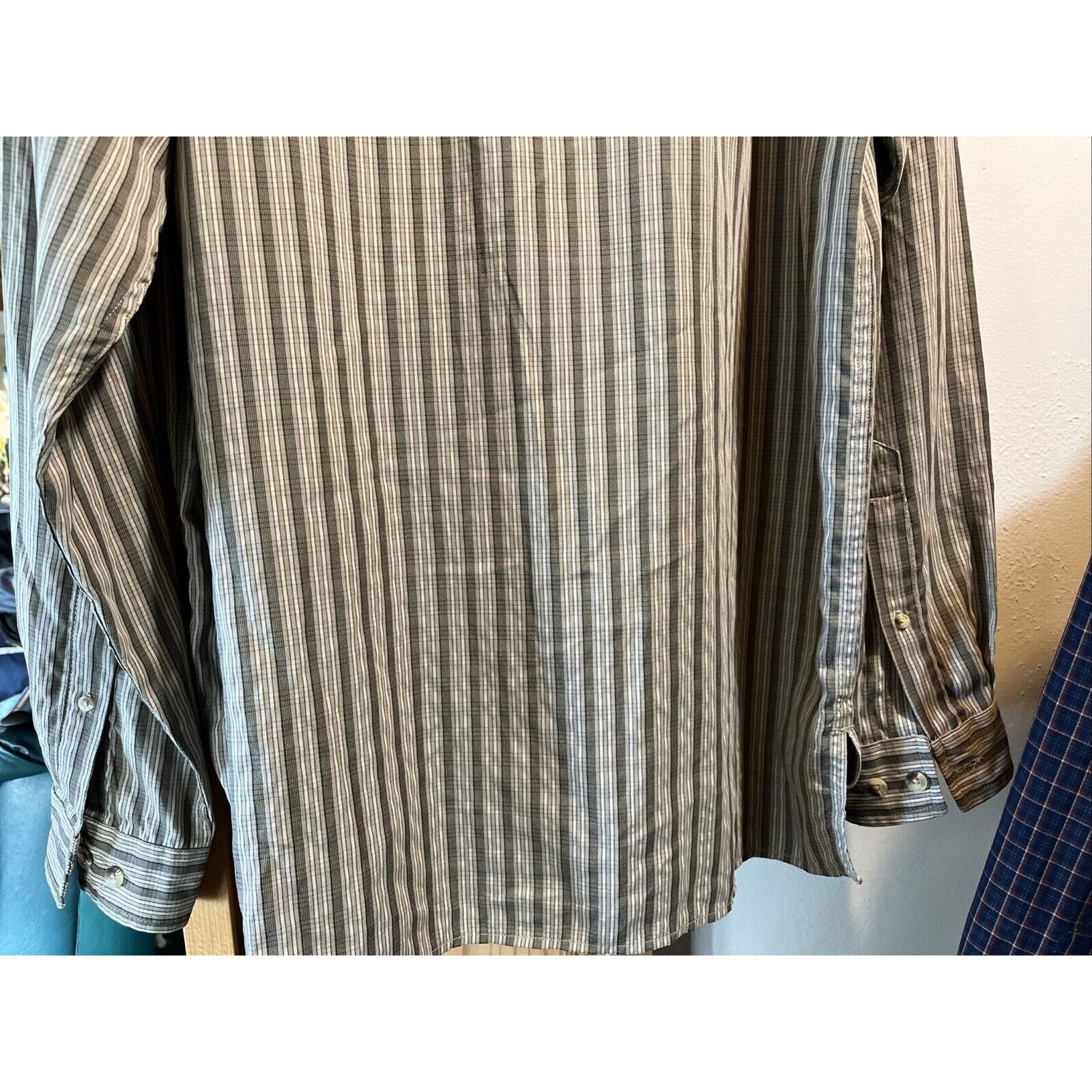 The North Face The North Face Men’s Shirt Large Gray Striped Button Down LS Size US L / EU 52-54 / 3 - 12 Thumbnail