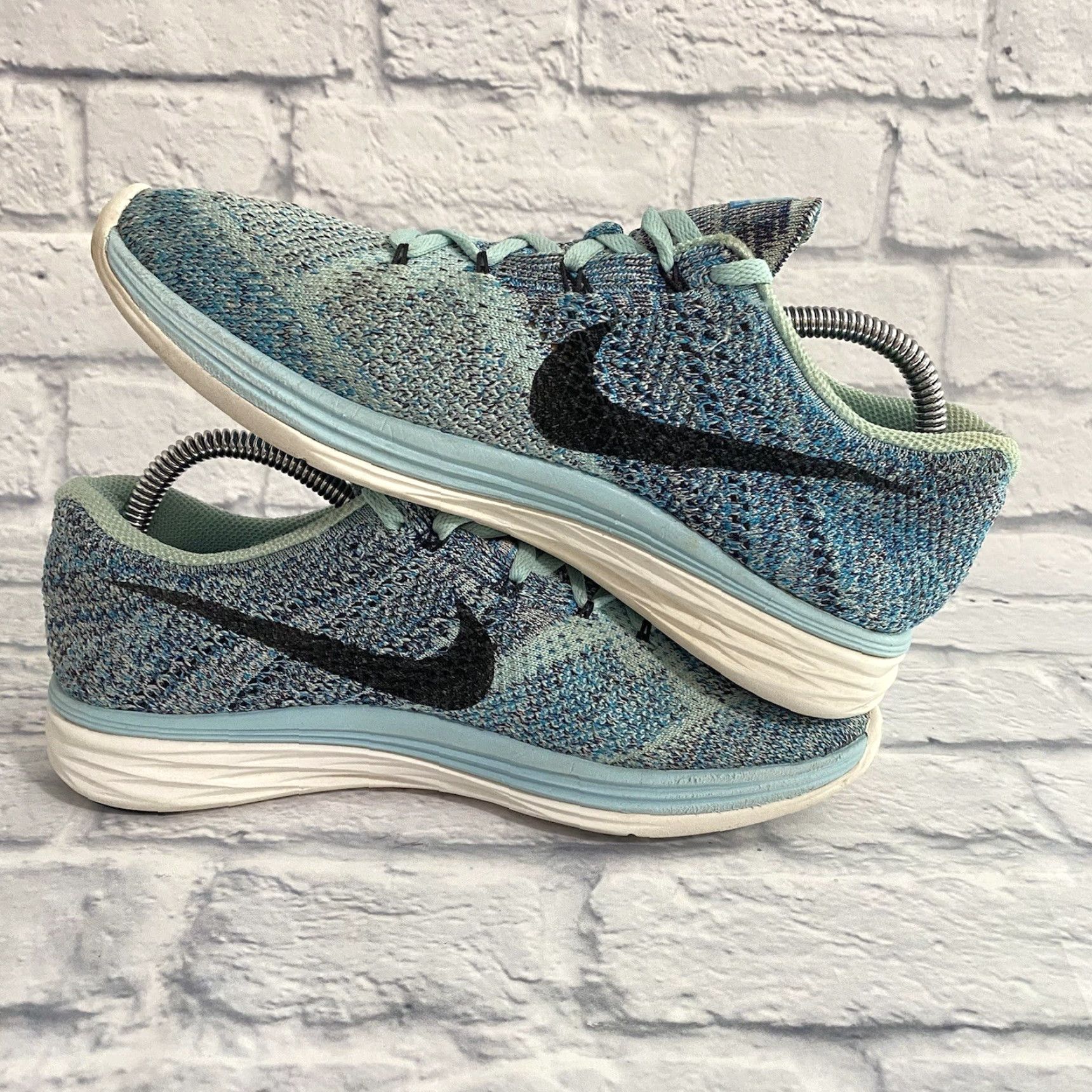 Nike Nike Flyknit Lunar 3 Blue Sneakers Women's Size 8 Shoes Athletic 698182-404 Size US 8 / IT 38 - 6 Thumbnail