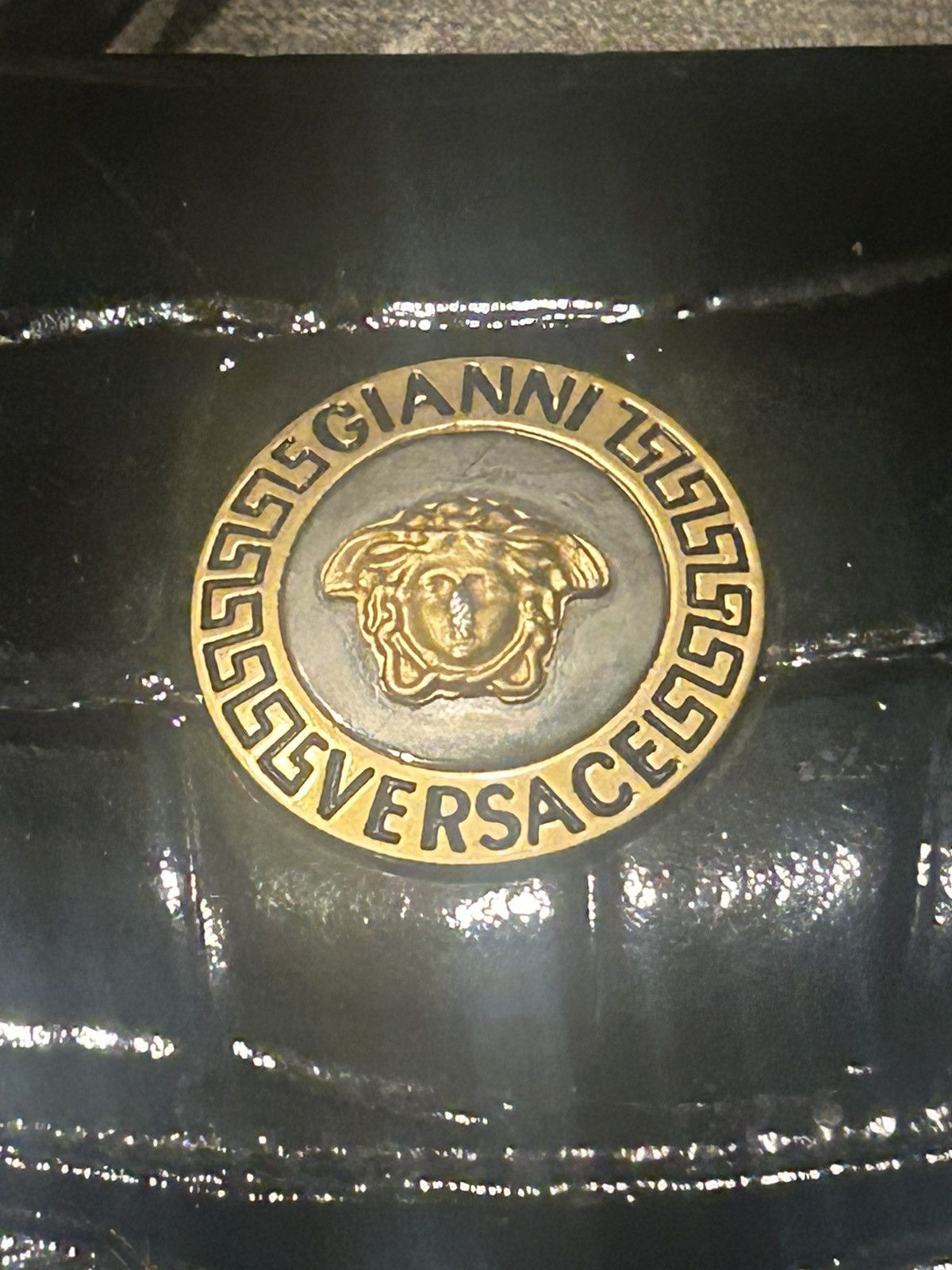 Versace Gianni Versace Medusa Patent Croc Embossed Clutch Size ONE SIZE - 14 Thumbnail