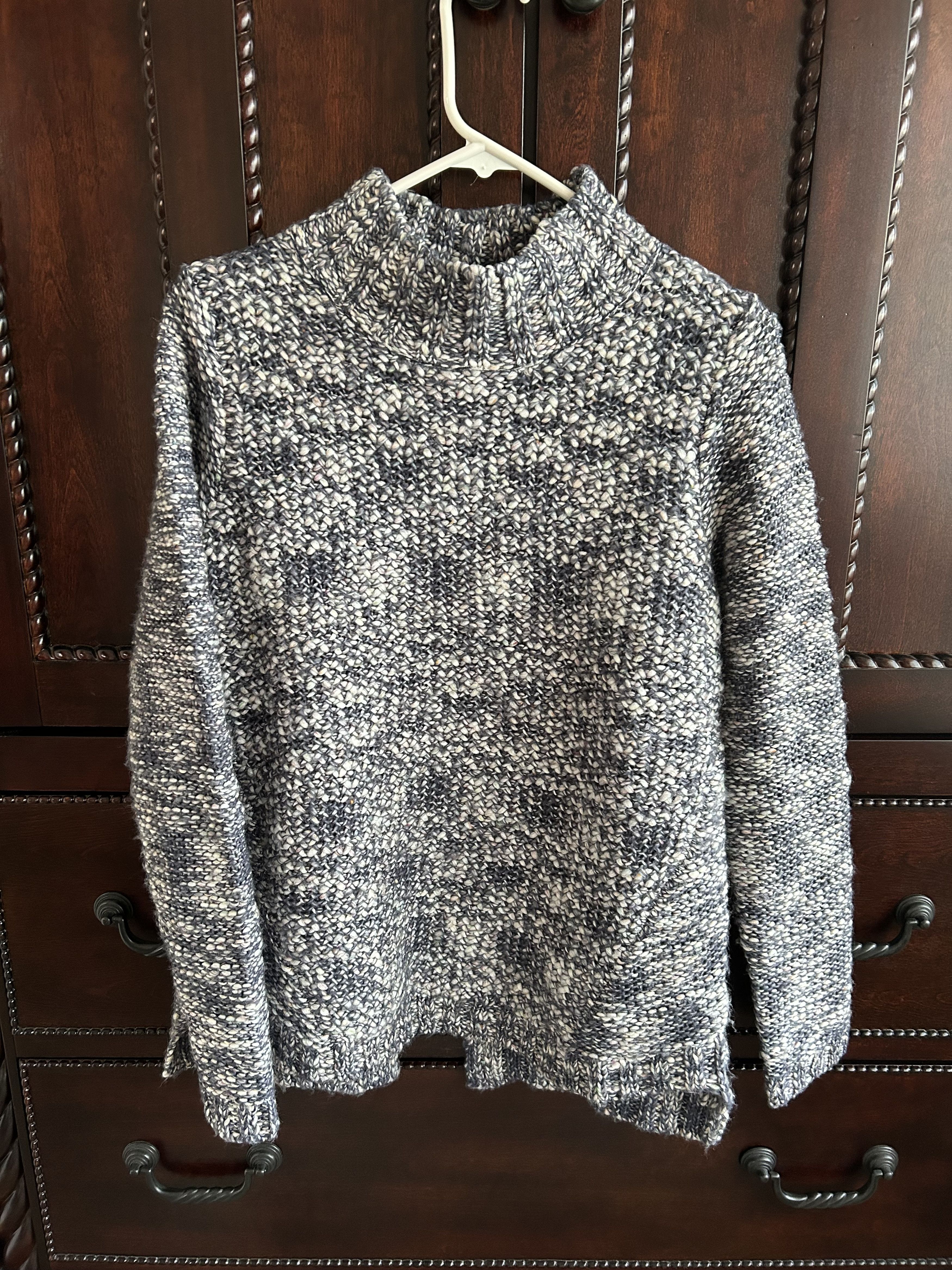 Forever 21 Forever 21 Blue/White Marled Knit Long Split Hem Sweater M Size M / US 6-8 / IT 42-44 - 1 Thumbnail