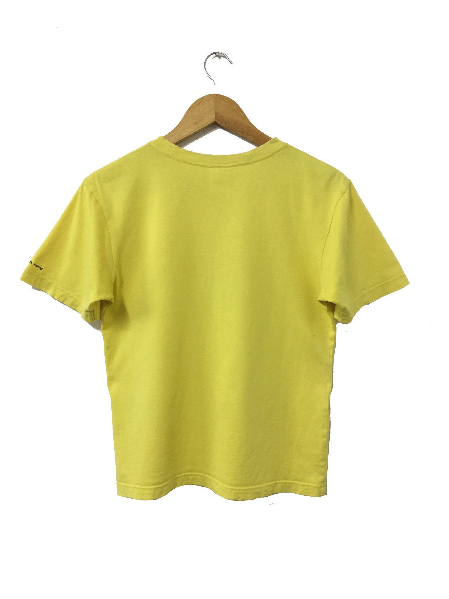 Keith Haring KEITH HARING DJ DOG POP ART GRAPHIC UNIQLO BRAND TSHIRT Size US S / EU 44-46 / 1 - 7 Thumbnail