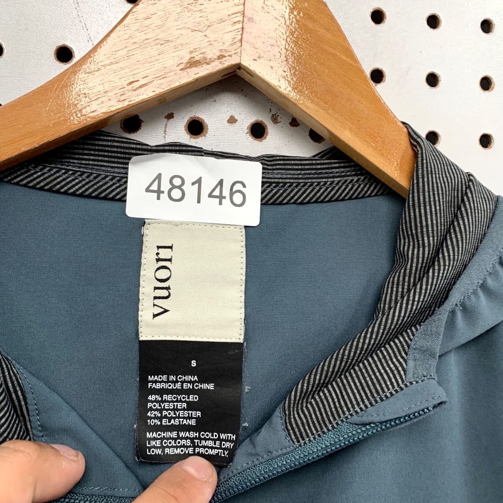 Vuori Vuori Windbreaker Jacket Mens Small Blue Outdoor Trainer Shell Lightweight Size US S / EU 44-46 / 1 - 3 Thumbnail