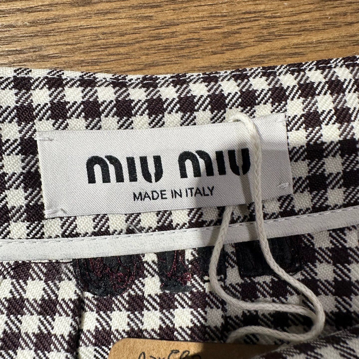Miu Miu MIU MIU Checked Logo Leather Buckle Wool Pleated Skirt 36 Size 25" / US 0 / IT 36 - 3 Thumbnail