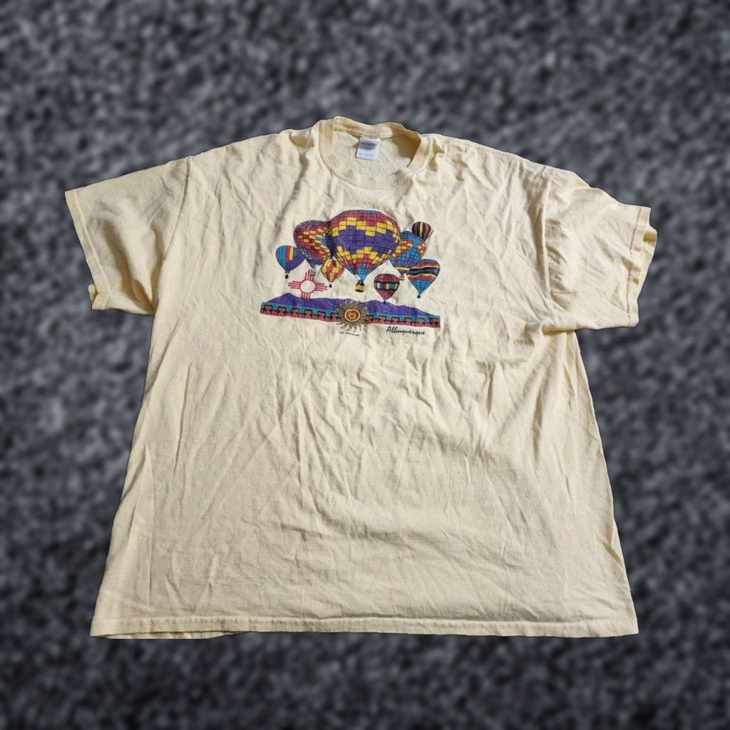 Gildan Retro Mens 2XL Gildan T-Shirt Yellow 2000s USA Art Funny Souvenir New Mexico Albuquerque Size US XXL / EU 58 / 5 - 1 Thumbnail
