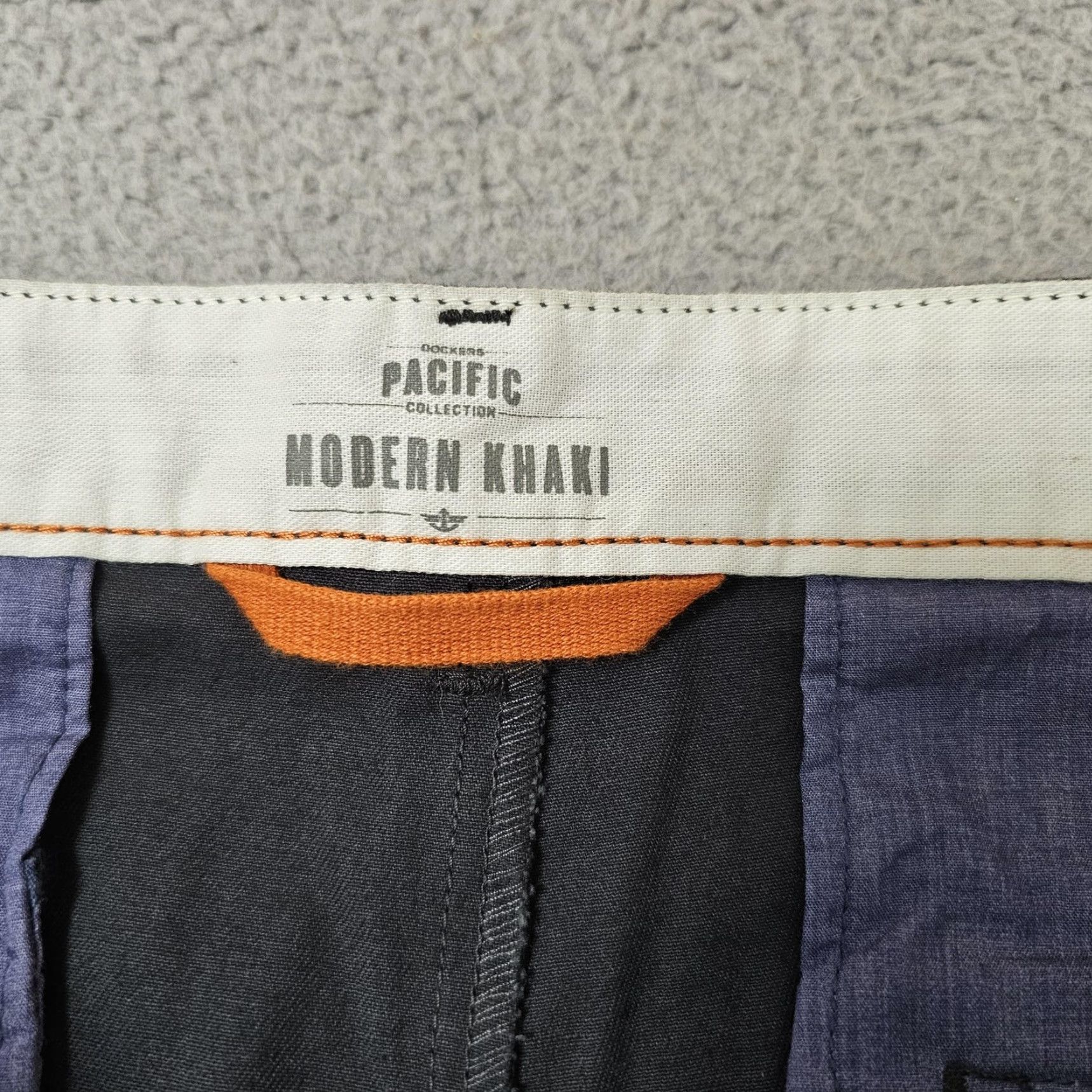 Dockers Dockers Pants Mens 34x30 Gray Pacific Modern Khaki Slim Tapered Casual Chino Size US 34 / EU 50 - 3 Thumbnail