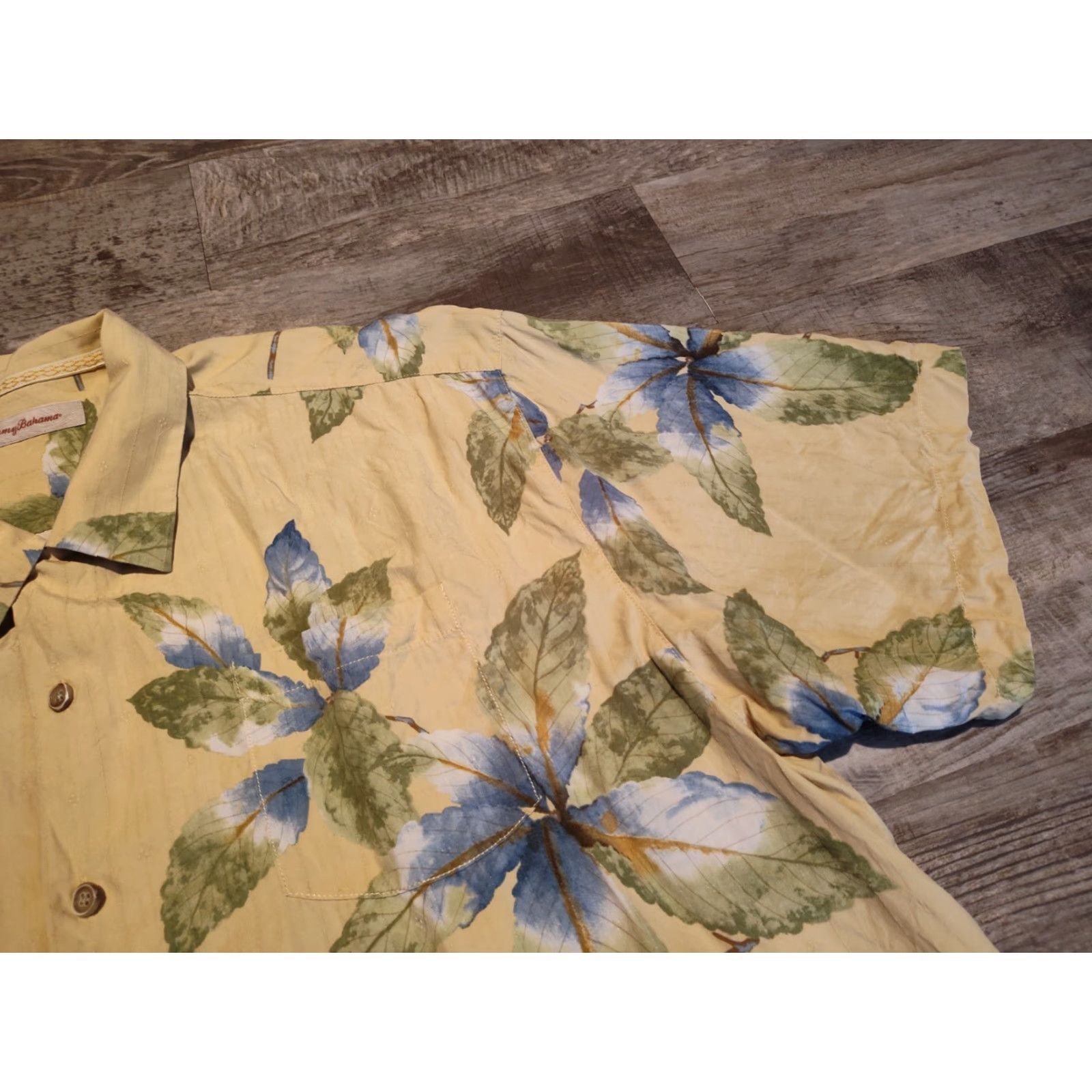 Tommy Bahama VINTAGE Tommy Bahama Camp Shirt Men XXL Yellow Silk Hawaiian Floral Short Sleeve Casual Size US XXL / EU 58 / 5 - 7 Thumbnail