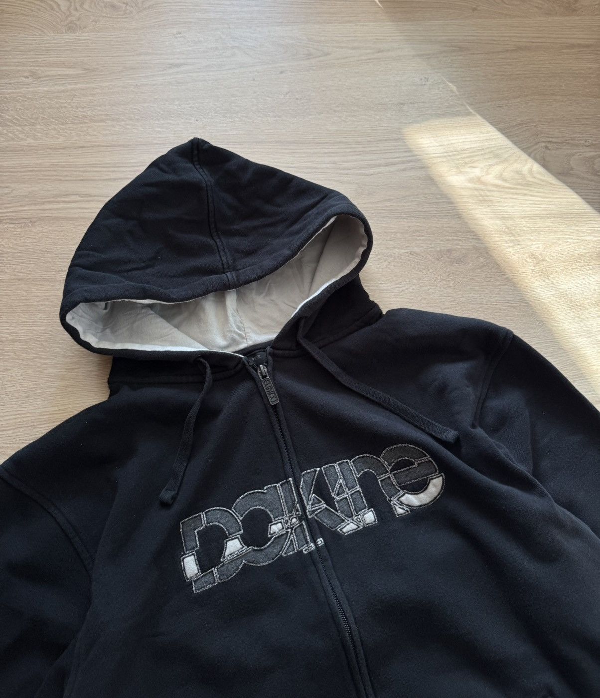 Dakine Vintage 00’s Dakine y2k Faded Skateboarding Full Zip Hoodie Size US L / EU 52-54 / 3 - 2 Thumbnail