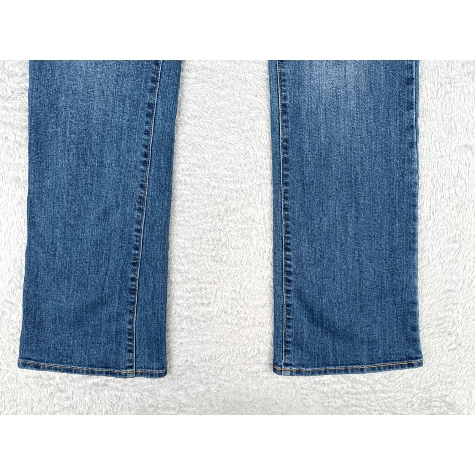 Old Navy Old Navy Women's Blue Denim Bootcut Jeans Size 6 Regular Stretch Cotton Blend Fall Spring Summer Size 28" / US 6 / IT 42 - 2 Thumbnail
