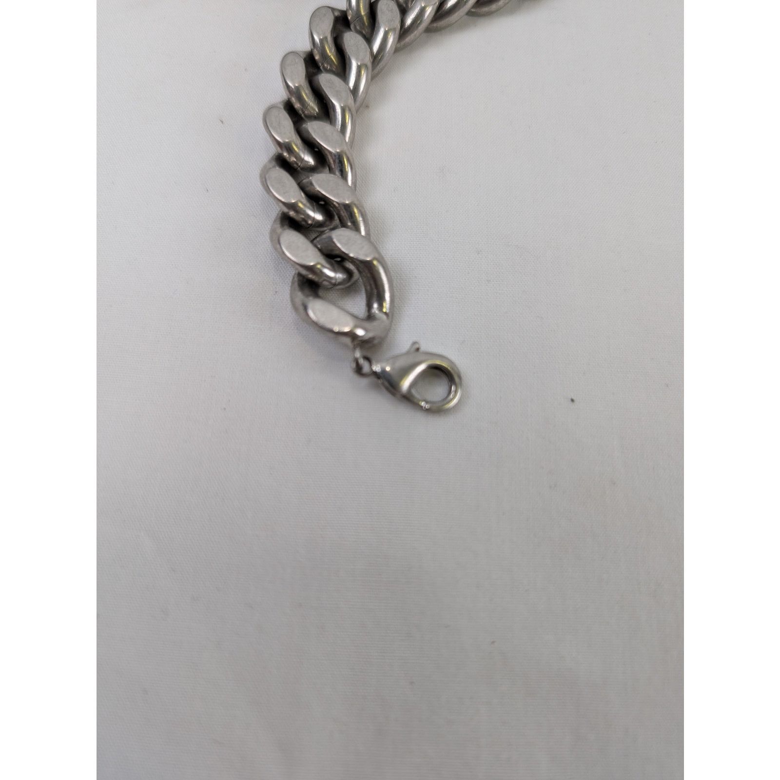 Off-White o1rshd1 Size: OS / Arrow Chain Necklace in Silver Size ONE SIZE - 5 Thumbnail