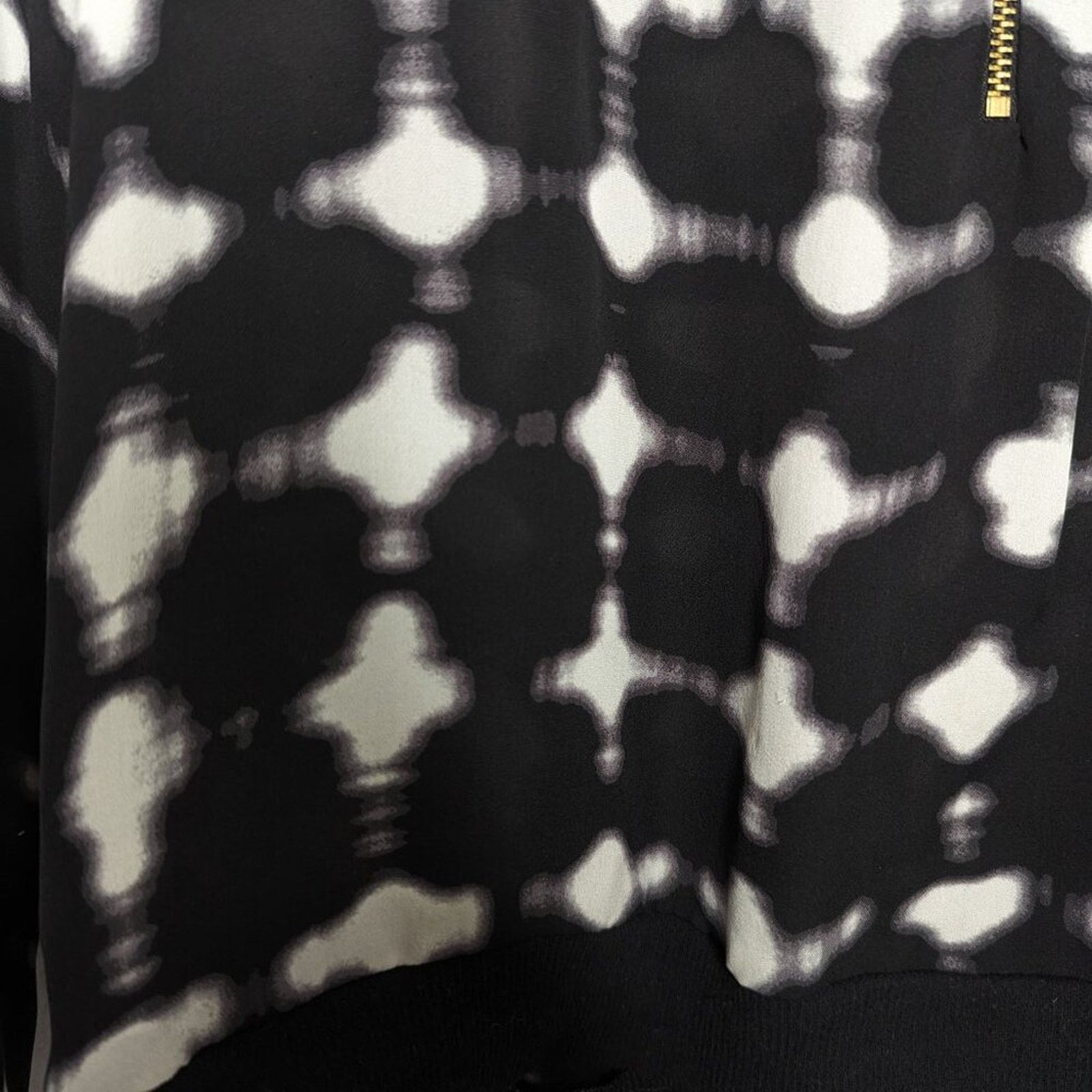 A.L.C. ALC Black White Tie Dyed Long Sleeve Silk Top Zip Neck XS Size XS / US 0-2 / IT 36-38 - 4 Thumbnail