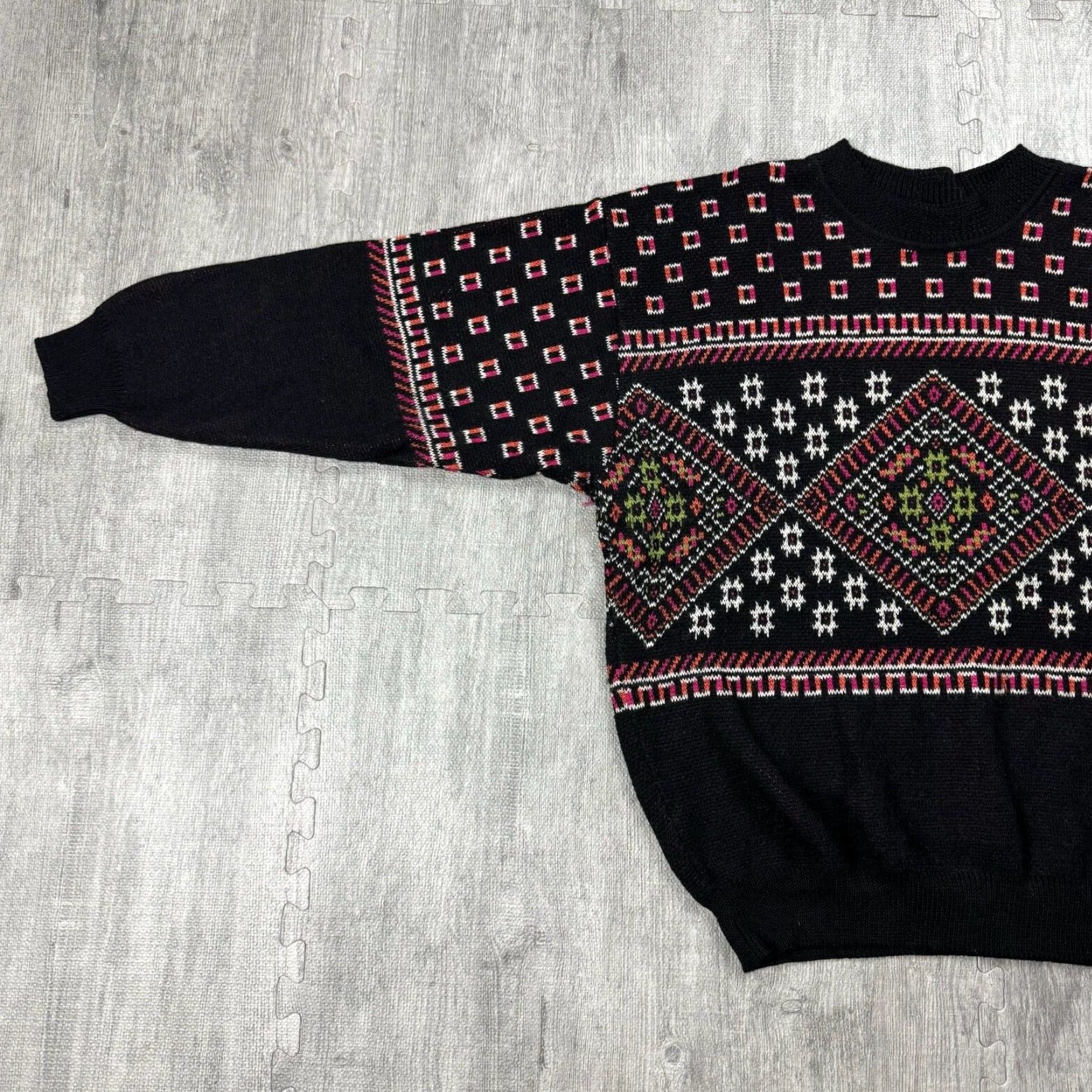 Vintage VINTAGE STEFFNER Wool Ski Sweater Shirt Mens Medium 52 Black Fair Isle 80s Ski Theme Vintage 80s Mens Size US M / EU 48-50 / 2 - 4 Thumbnail