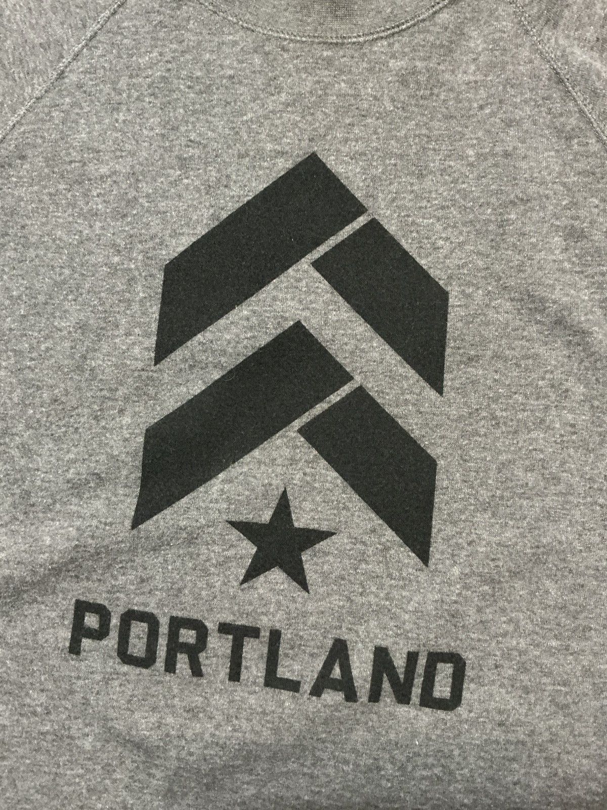 Other Barry’s Bootcamp Portland Gym Fitness Rank Sweatshirt Size US L / EU 52-54 / 3 - 5 Thumbnail