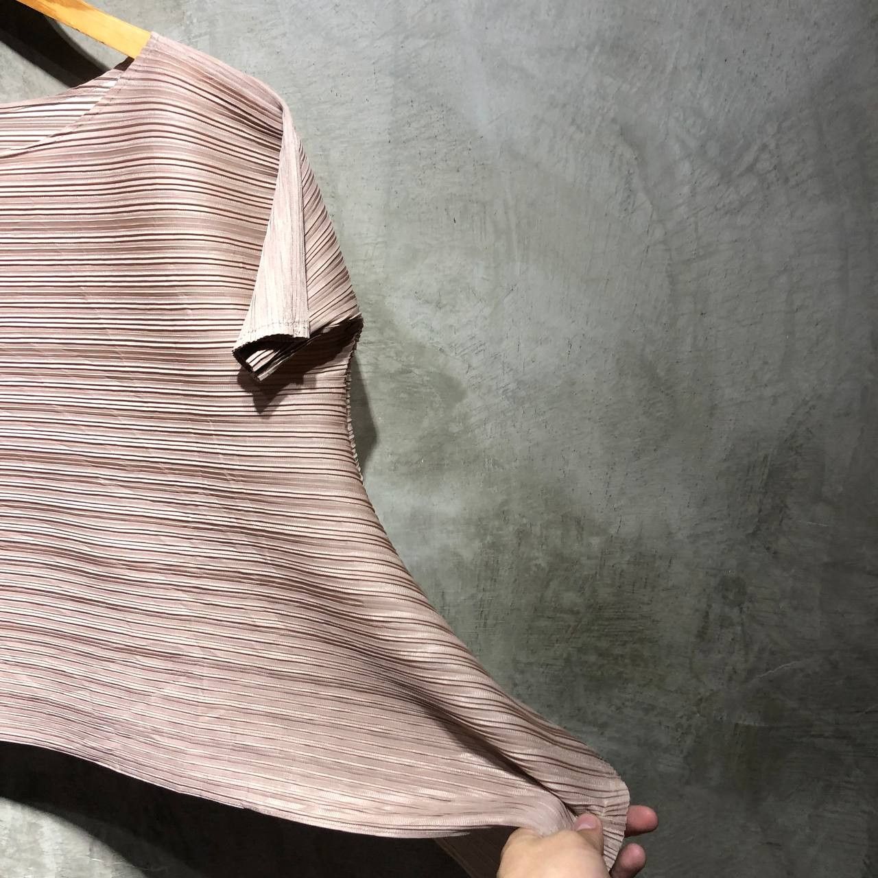 Pleats Please Issey Miyake Issey Miyake Pleats Please Asymmetrical pleated Tee Size M / US 6-8 / IT 42-44 - 11 Thumbnail