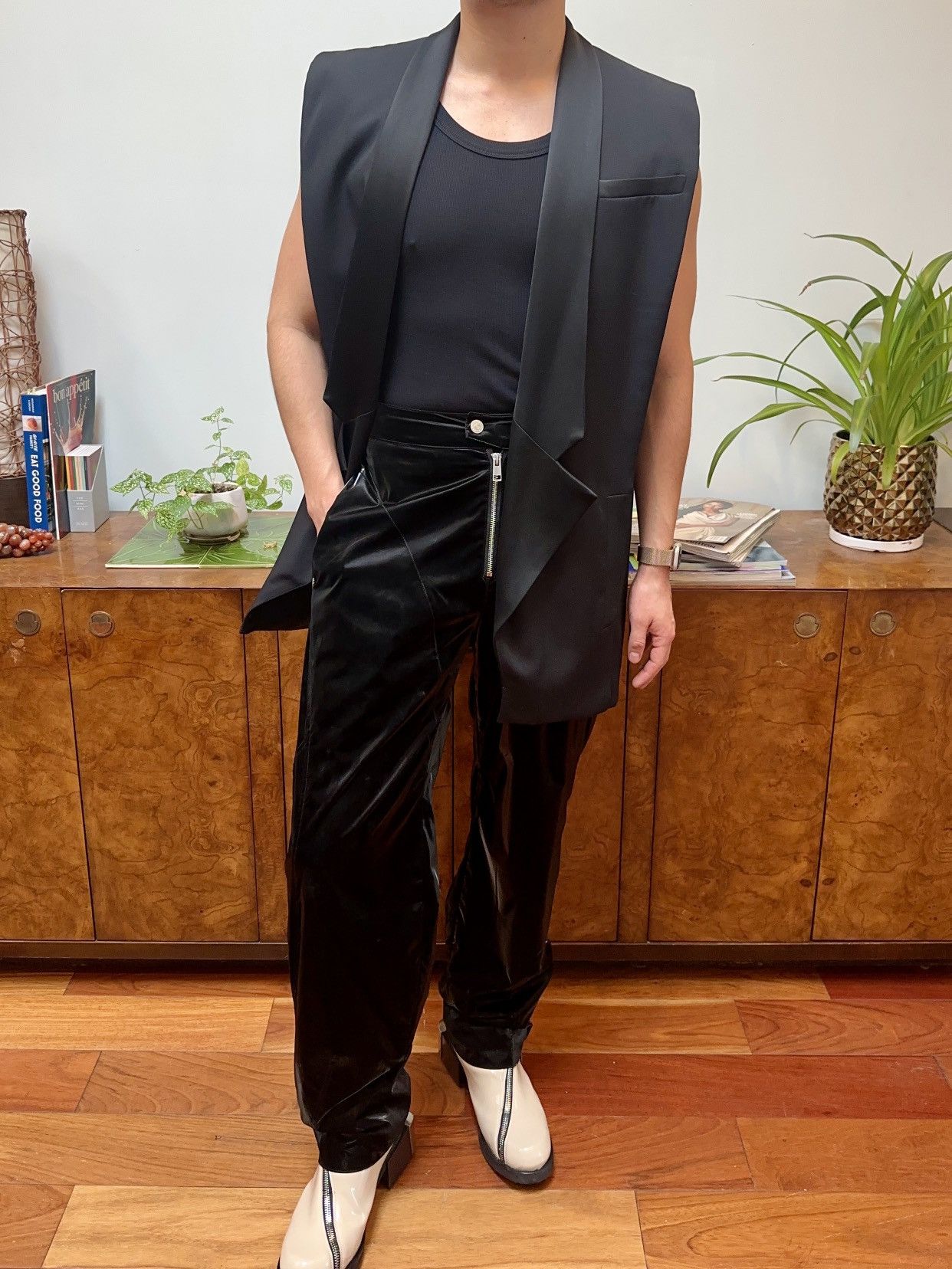 Balmain × H&M Sleeveless Tuxedo Open Blazer Size 38R - 1 Thumbnail