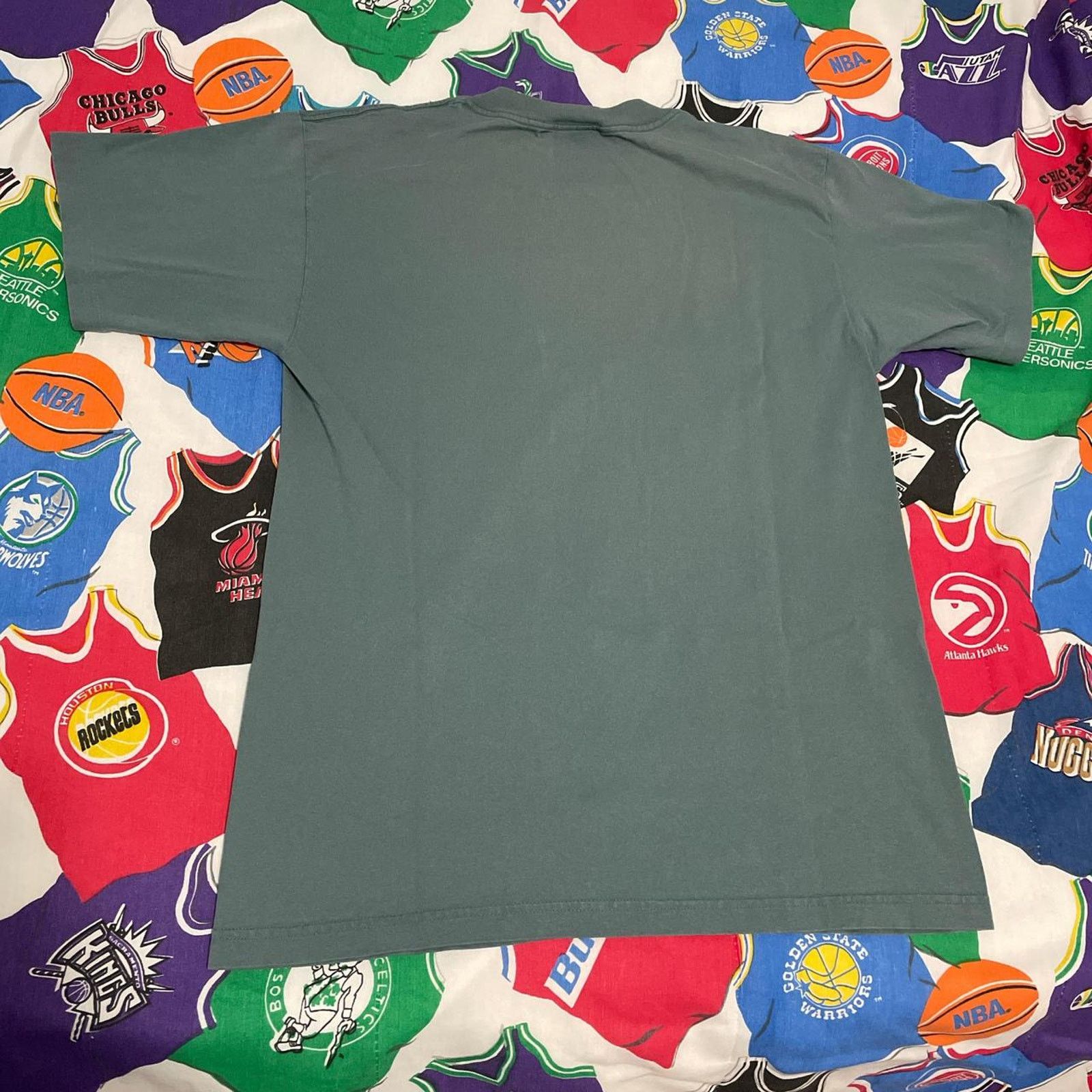 Ocean Pacific × Vintage Vintage 90s Dolphin Ocean Board Riding Surf Boat Water Tee Size US L / EU 52-54 / 3 - 2 Thumbnail