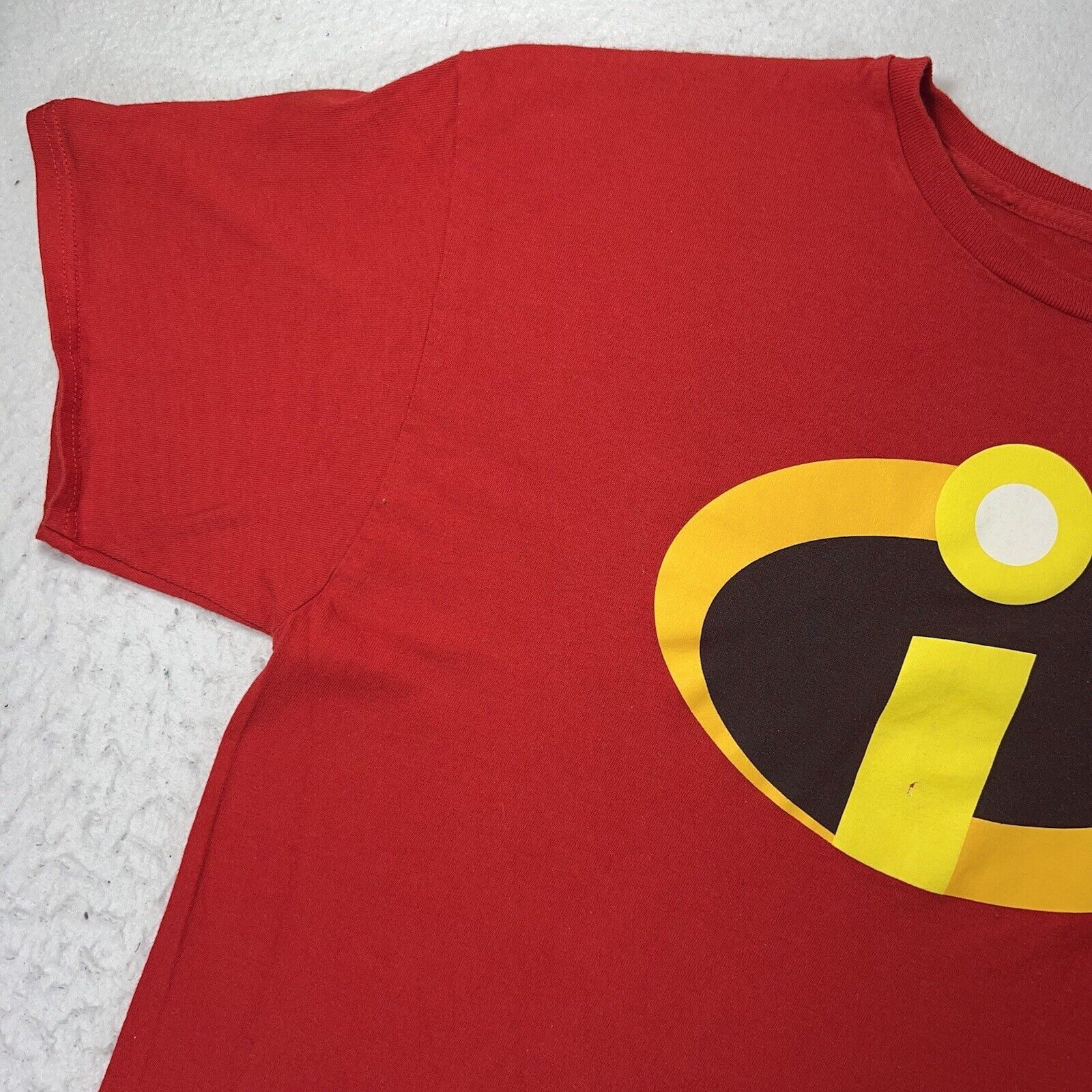 Disney Disney Pixar The Incredibles Logo Graphic T Shirt Size US XL / EU 56 / 4 - 5 Thumbnail