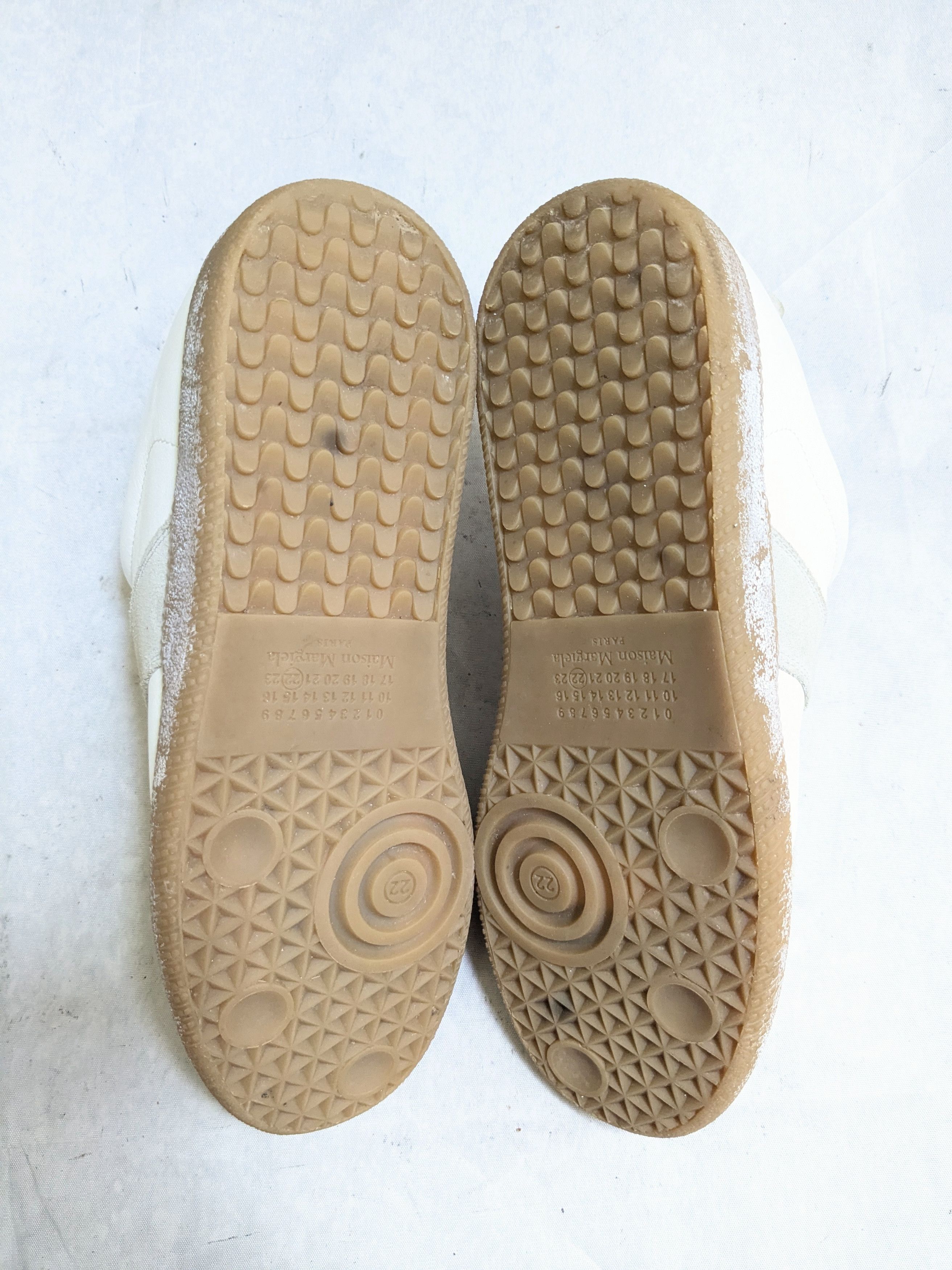 Maison Margiela Maison Margiela Replica GAT White Gray 7 40 Gum Low Size US 7 / EU 40 - 15 Thumbnail