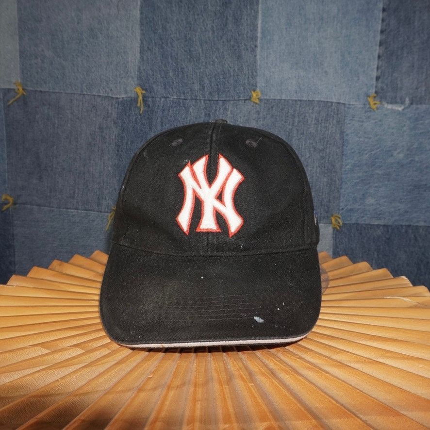 MLB OSFA - Vintage Y2K New York Yankees NY mlb painted 2000s hat Size ONE SIZE - 1 Thumbnail