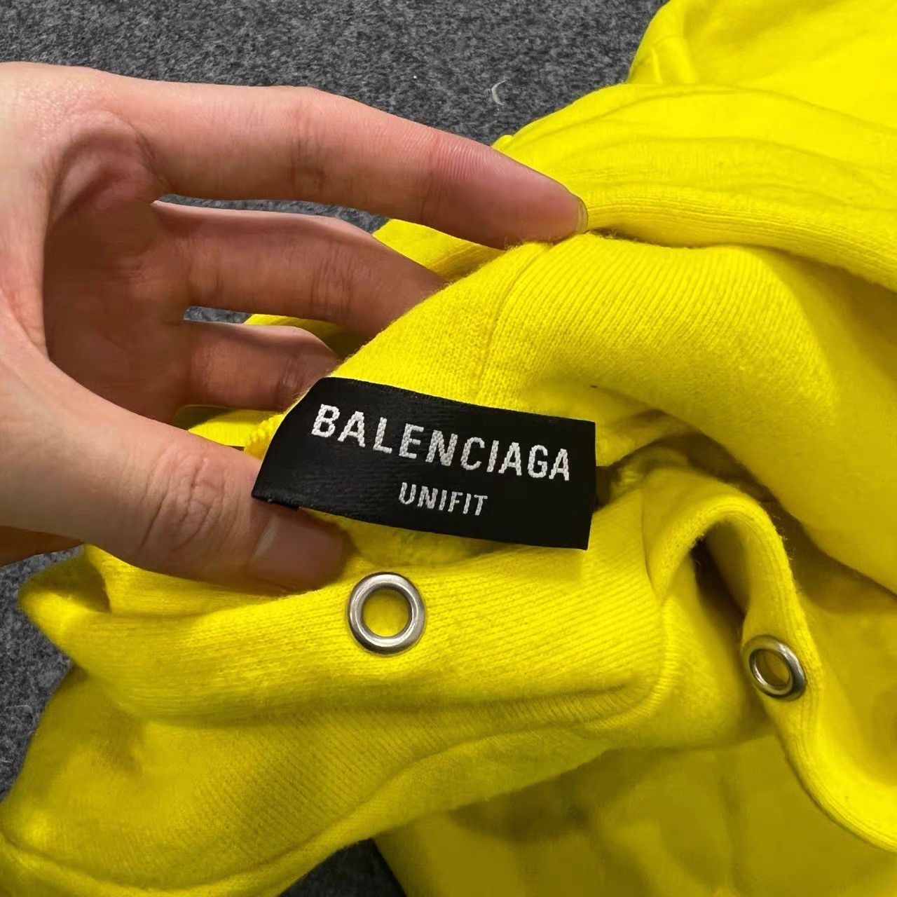 Balenciaga Balenciaga Sweatshirt K28 Size US XXS / EU 40 - 3 Thumbnail