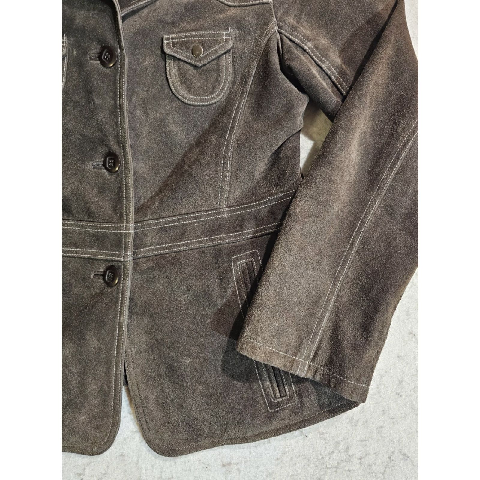American Eagle Outfitters American Eagle Brown 100% Genuine Leather Suede Western Style Button-up Jacket M Women Size M / US 6-8 / IT 42-44 - 5 Thumbnail