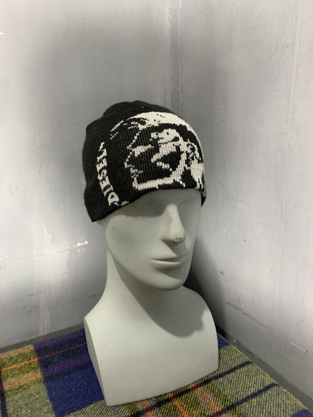 Japanese Brand Diesel Mohawk Japanese style beanie hats rare Size ONE SIZE - 2 Thumbnail