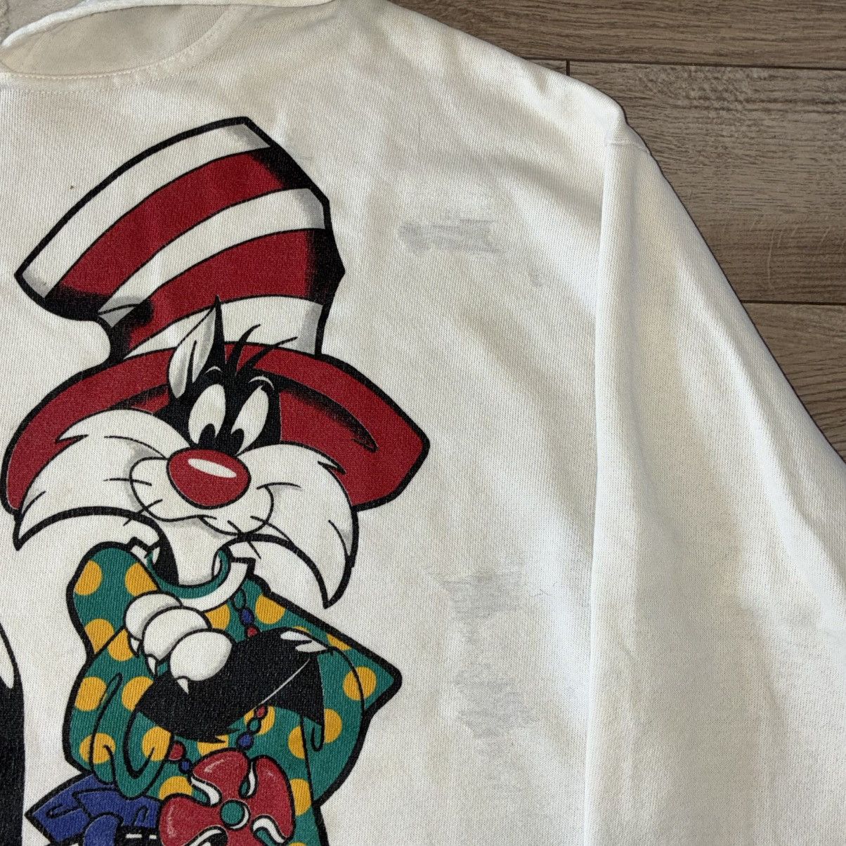 Warner Bros Looney Tunes Sylvester the Cat white hoodie Size US XL / EU 56 / 4 - 2 Thumbnail