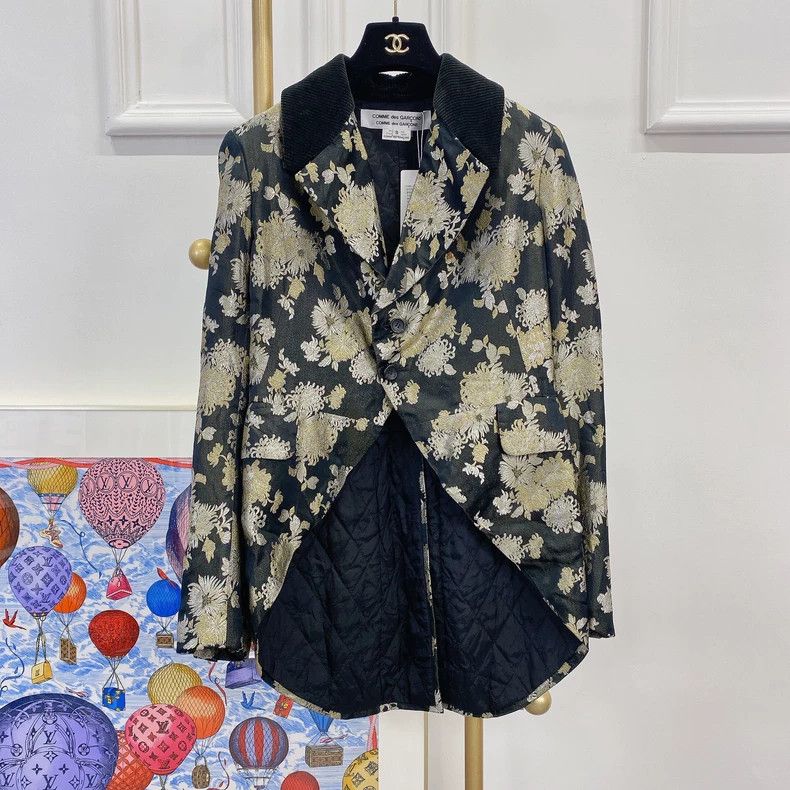 Comme des Garcons Comme des Garcons Black Gold Print Coat S Size US S / EU 44-46 / 1 - 1 Thumbnail