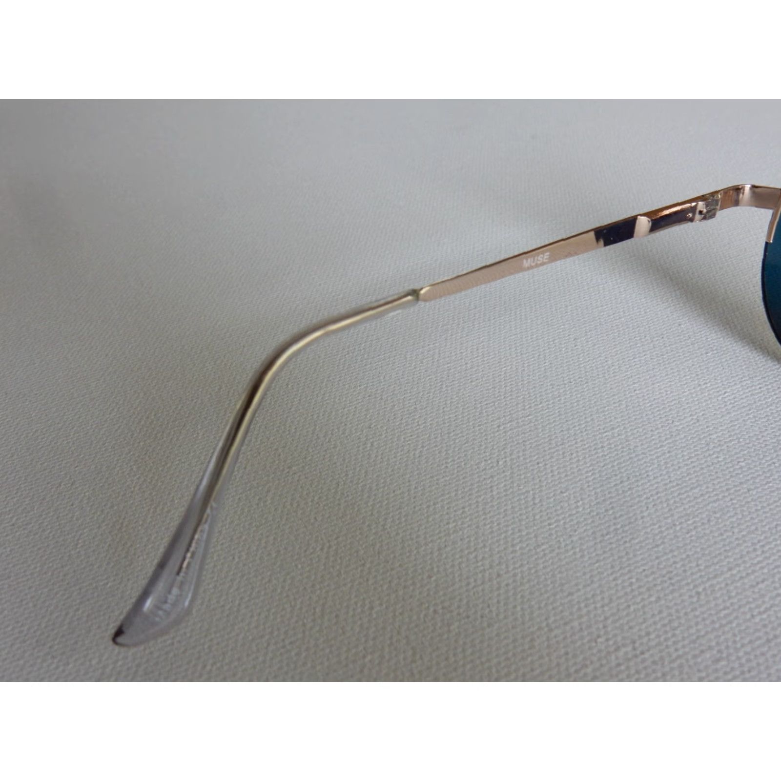 Vintage VINTAGE Quay Aviator Sunglasses Women Gold No Nose Pad Damage Size ONE SIZE - 4 Thumbnail