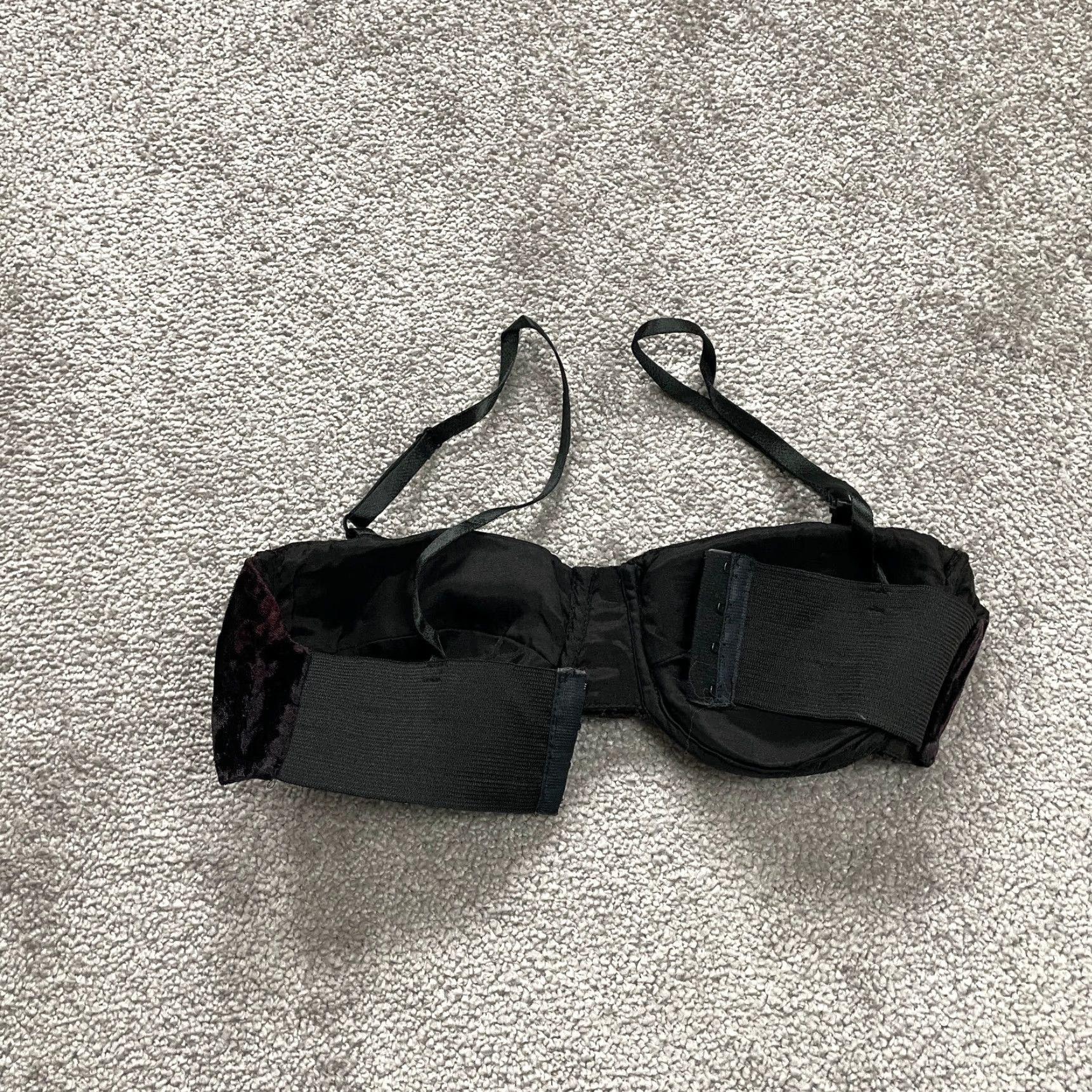 Vintage VINTAGE Studio J Bra Womens Small C Solid Dark Purple Velvet Bralette Wireless Hook & Eye Back Closure 90s Theme Womens/Girls Size ONE SIZE - 6 Thumbnail
