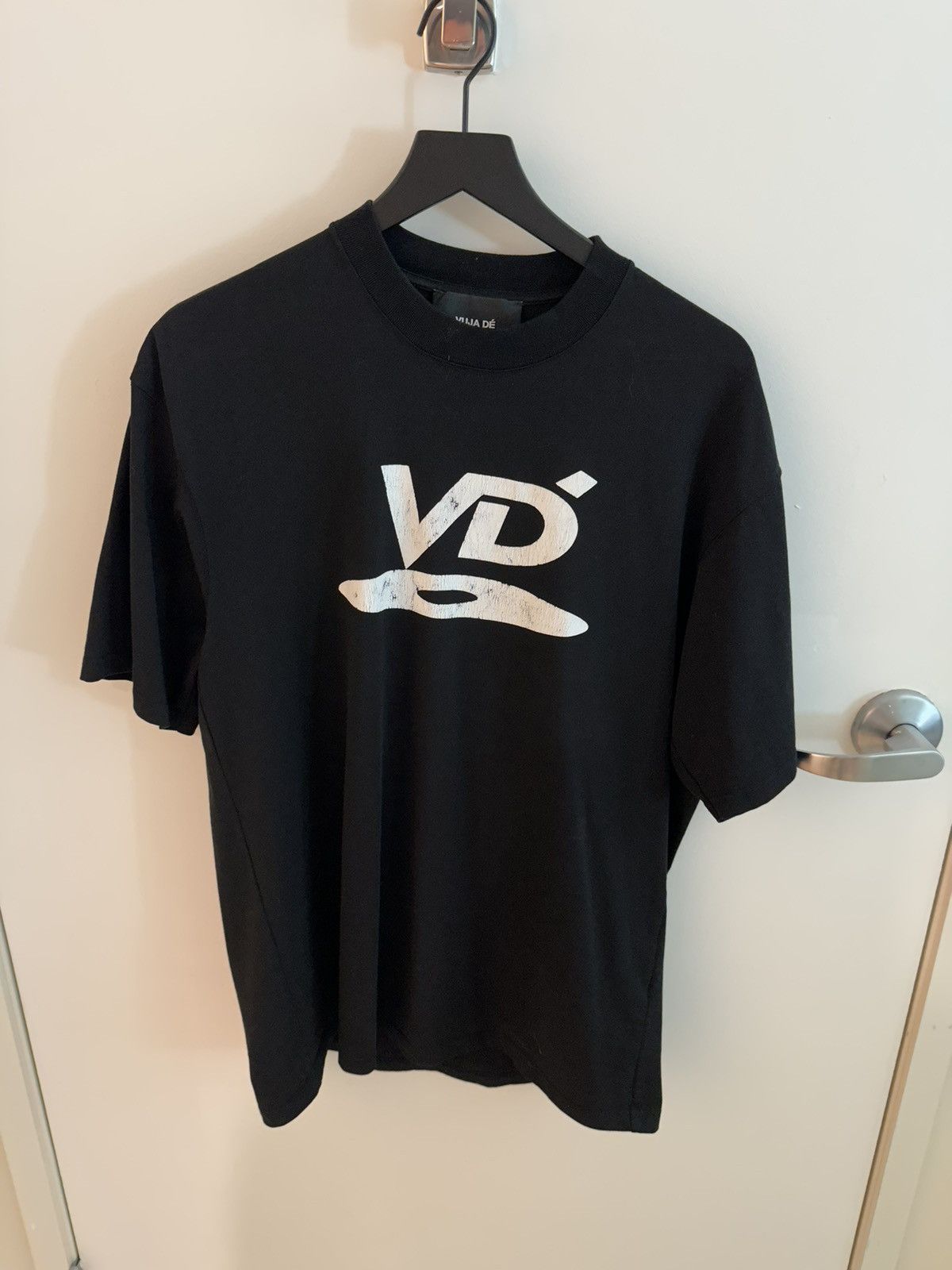 image of Vuja De Logo T-Shirt in Black, Men's (Size Large)