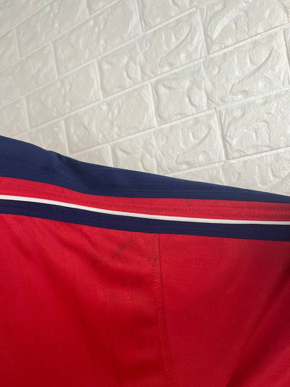 Umbro × Vintage Vintage Umbro England Jersey Size US L / EU 52-54 / 3 - 5 Thumbnail