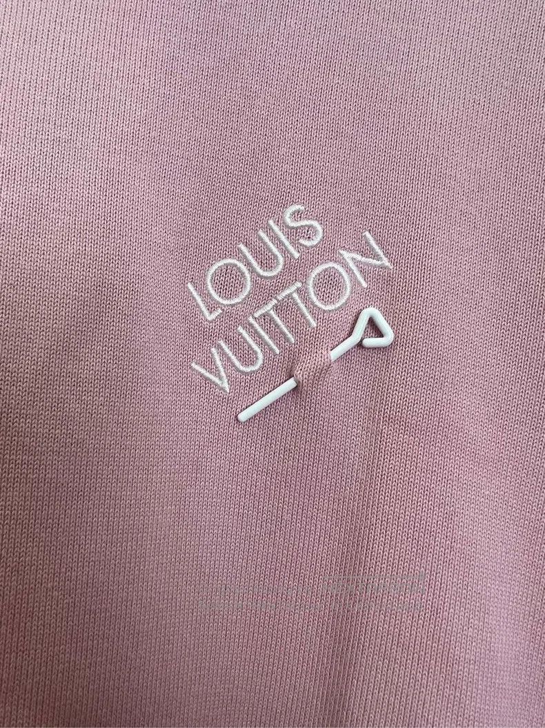 Louis Vuitton Louis Vuitton Tyler Signature Pink Pin Short Sleeve Size US L / EU 52-54 / 3 - 3 Thumbnail