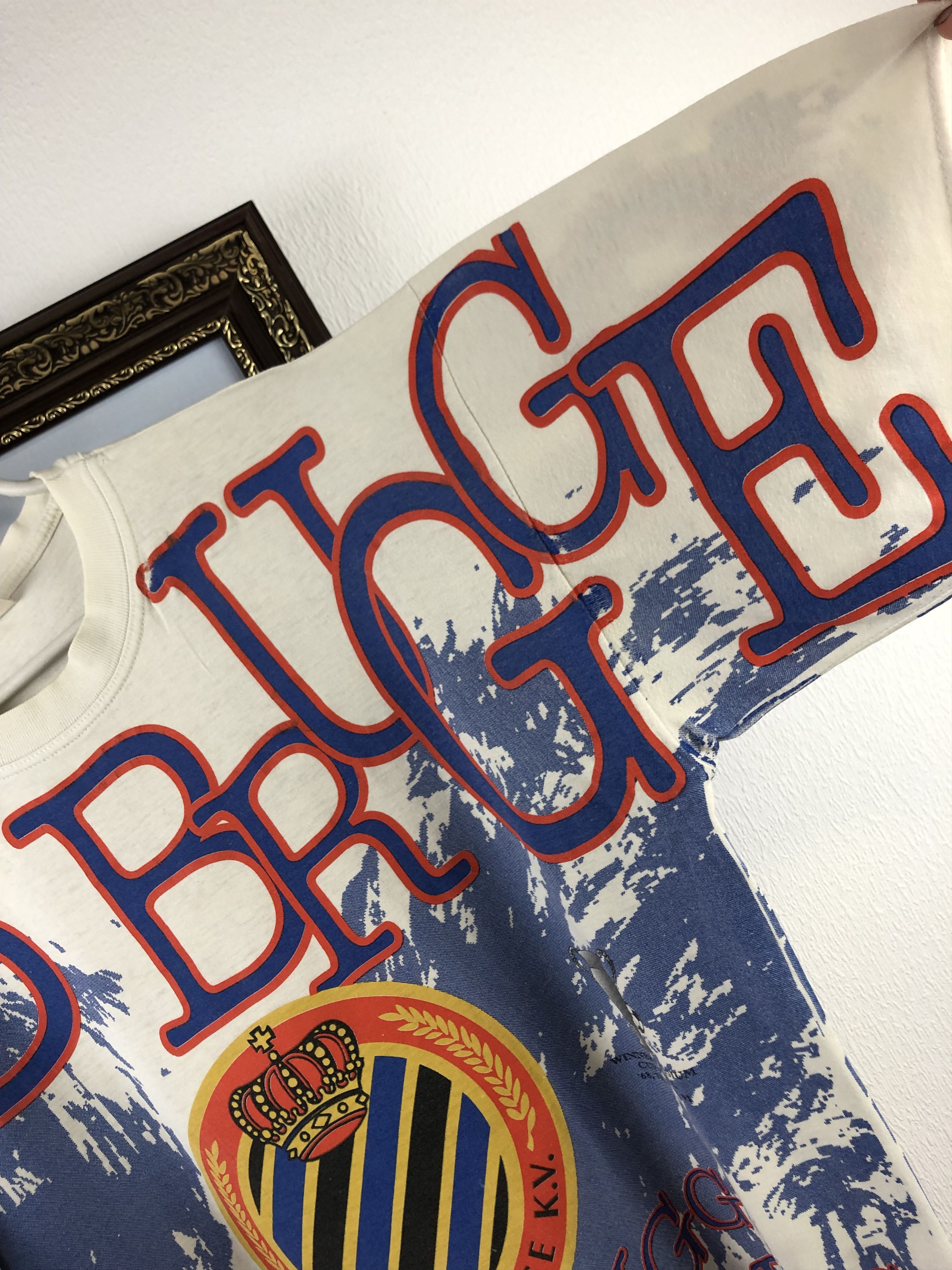 Vintage Vintage Brugge Football Shirt Soccer Jersey Print Graphic Size US M / EU 48-50 / 2 - 7 Thumbnail