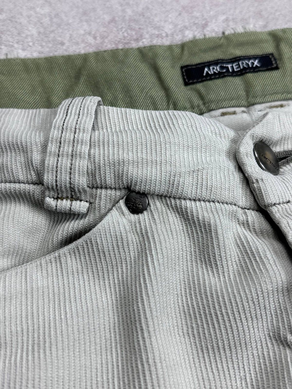 Arc'teryx Arc'teryx Womans Relaxed Fit Cargo Trousers Pants 6 Size 28" / US 6 / IT 42 - 7 Thumbnail