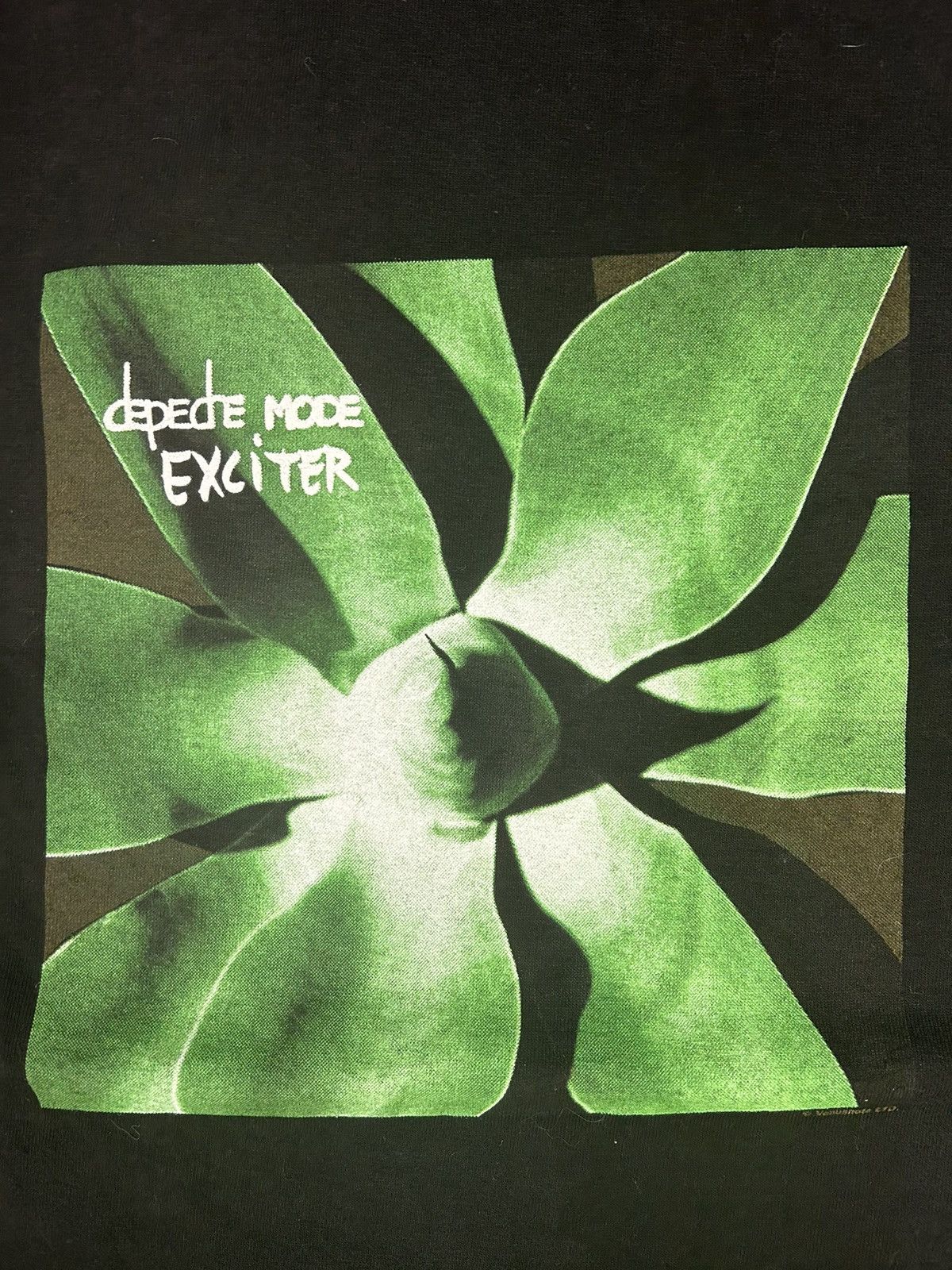 Band Tees Crazy Vintage Y2K Essential Depeche Mode Exciter Band Shirt Size US L / EU 52-54 / 3 - 2 Thumbnail