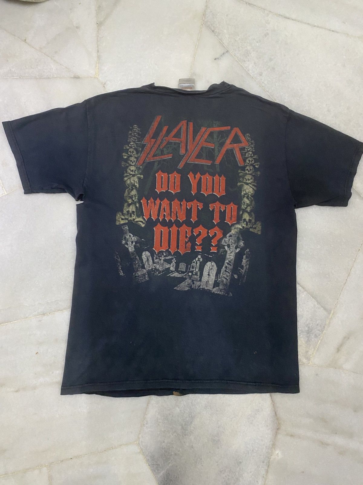 Band Tees Perfectly trashed Vintage Slayer band tee Size US M / EU 48-50 / 2 - 10 Thumbnail