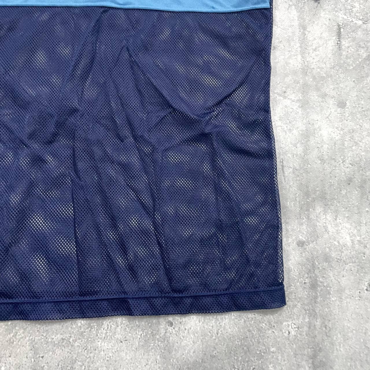 Adidas Vintage 80s Adidas Trefoil Mesh V-Neck T Shirt Blue Size M Size US M / EU 48-50 / 2 - 13 Thumbnail