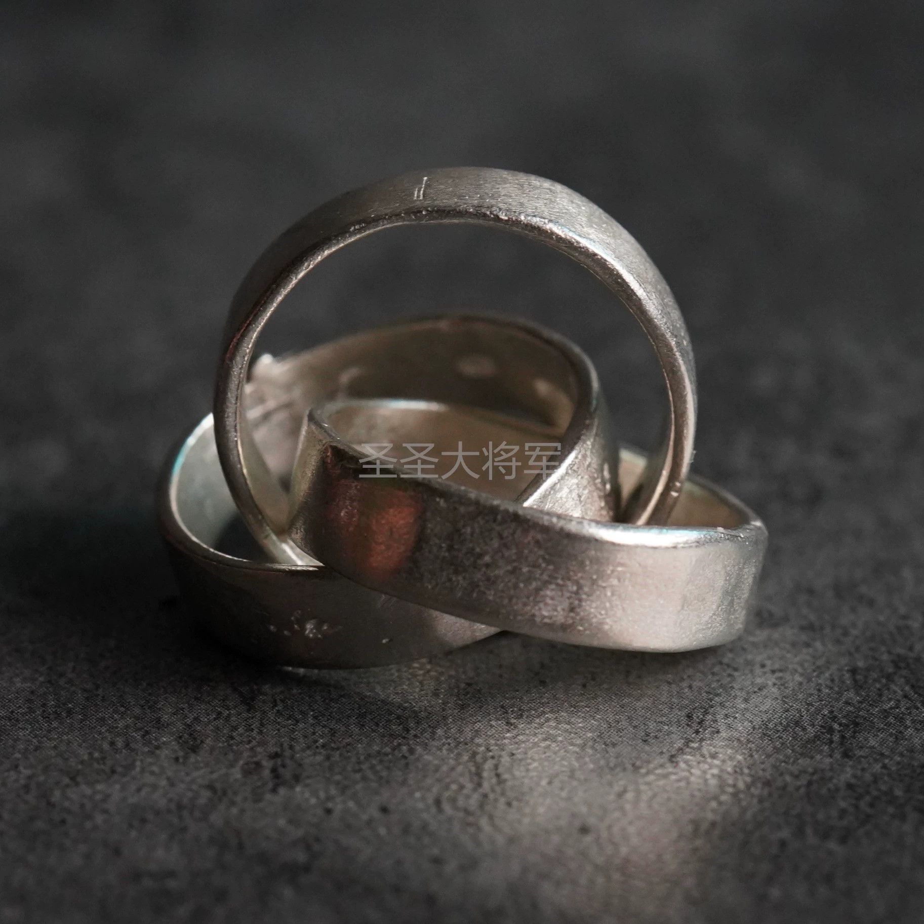 Ma+ M.A+ Maurizio Amadei distressed cross triple ring S-12 Size ONE SIZE - 2 Thumbnail